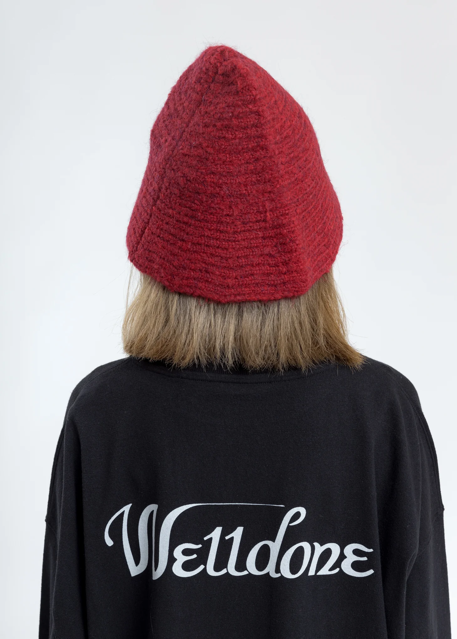 Red Embroidered Metal Logo Narrow Bucket Hat - Image 4