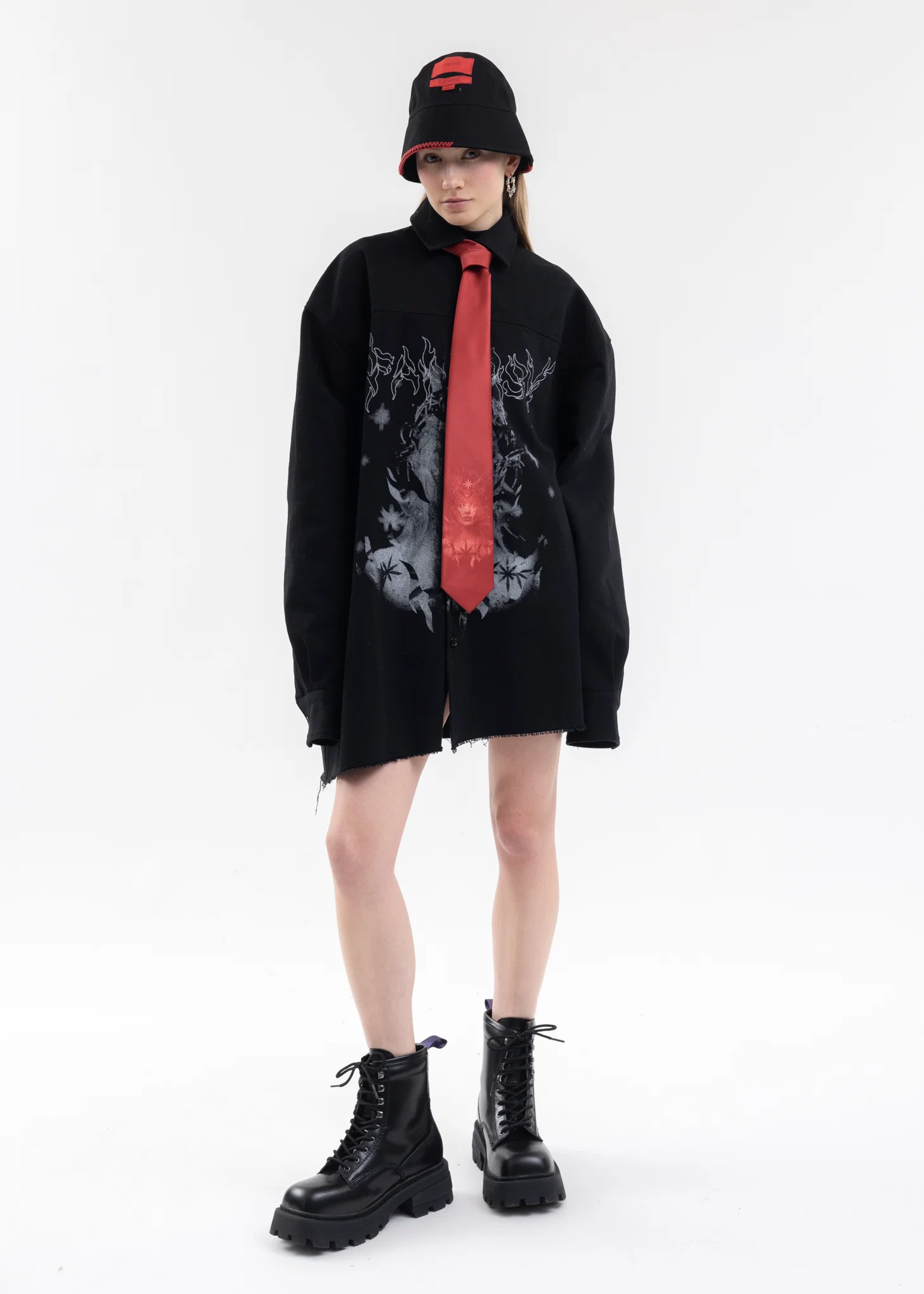 RED FANTASY GIRL TIE - Image 4