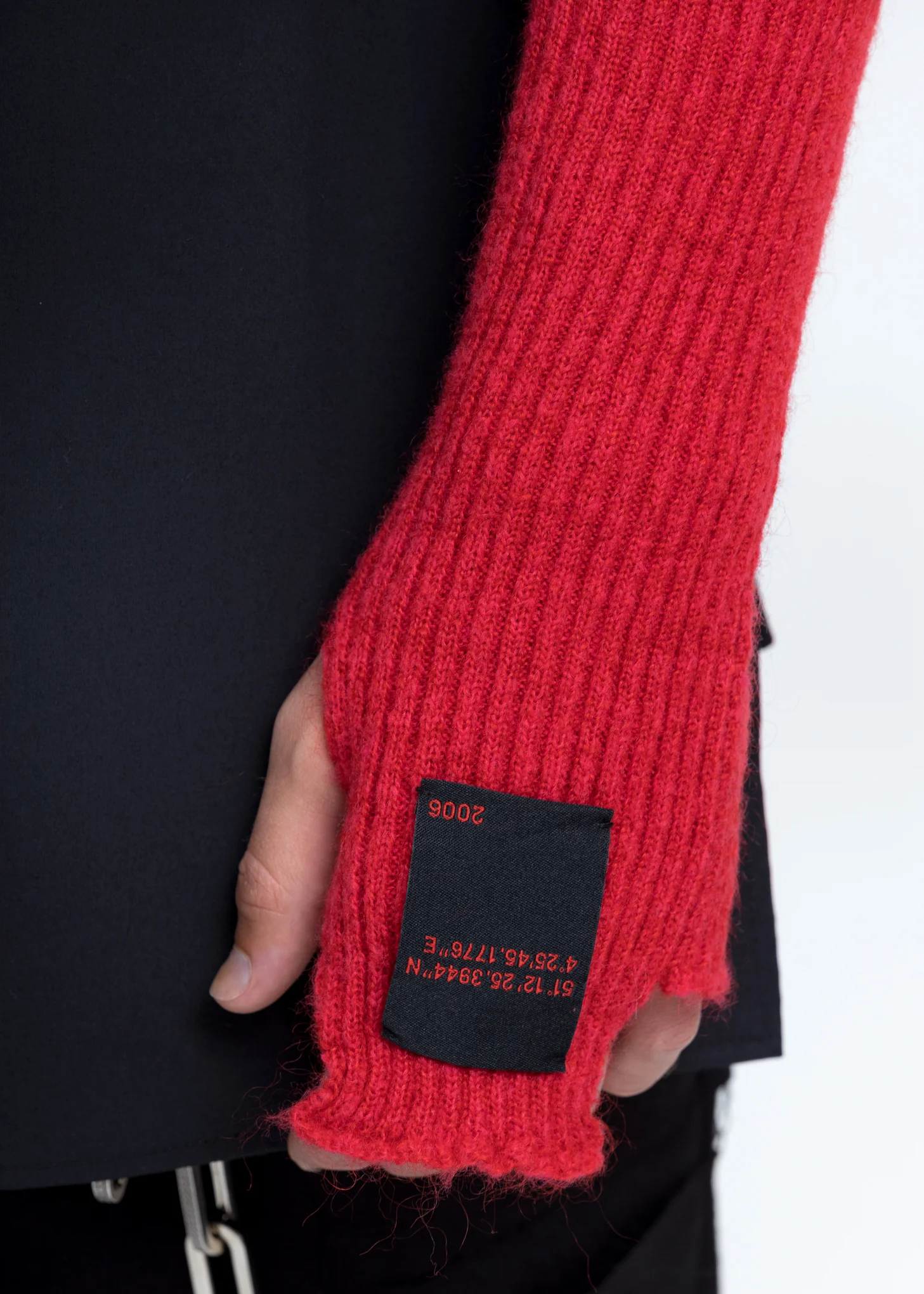 Red Half-Hand Gloves - Image 2