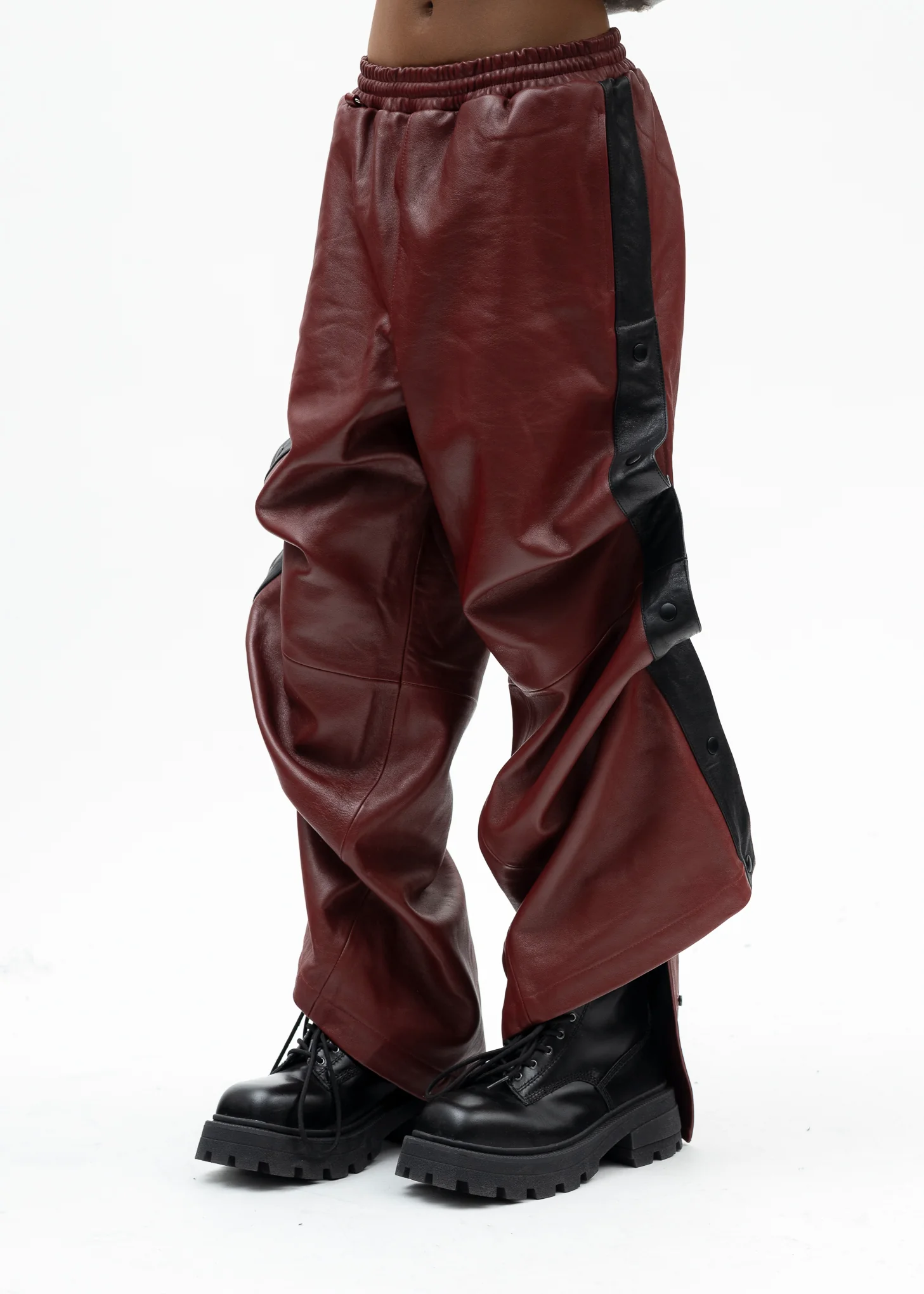 RED LEATHER BASKETBALL PANTS - Image 2