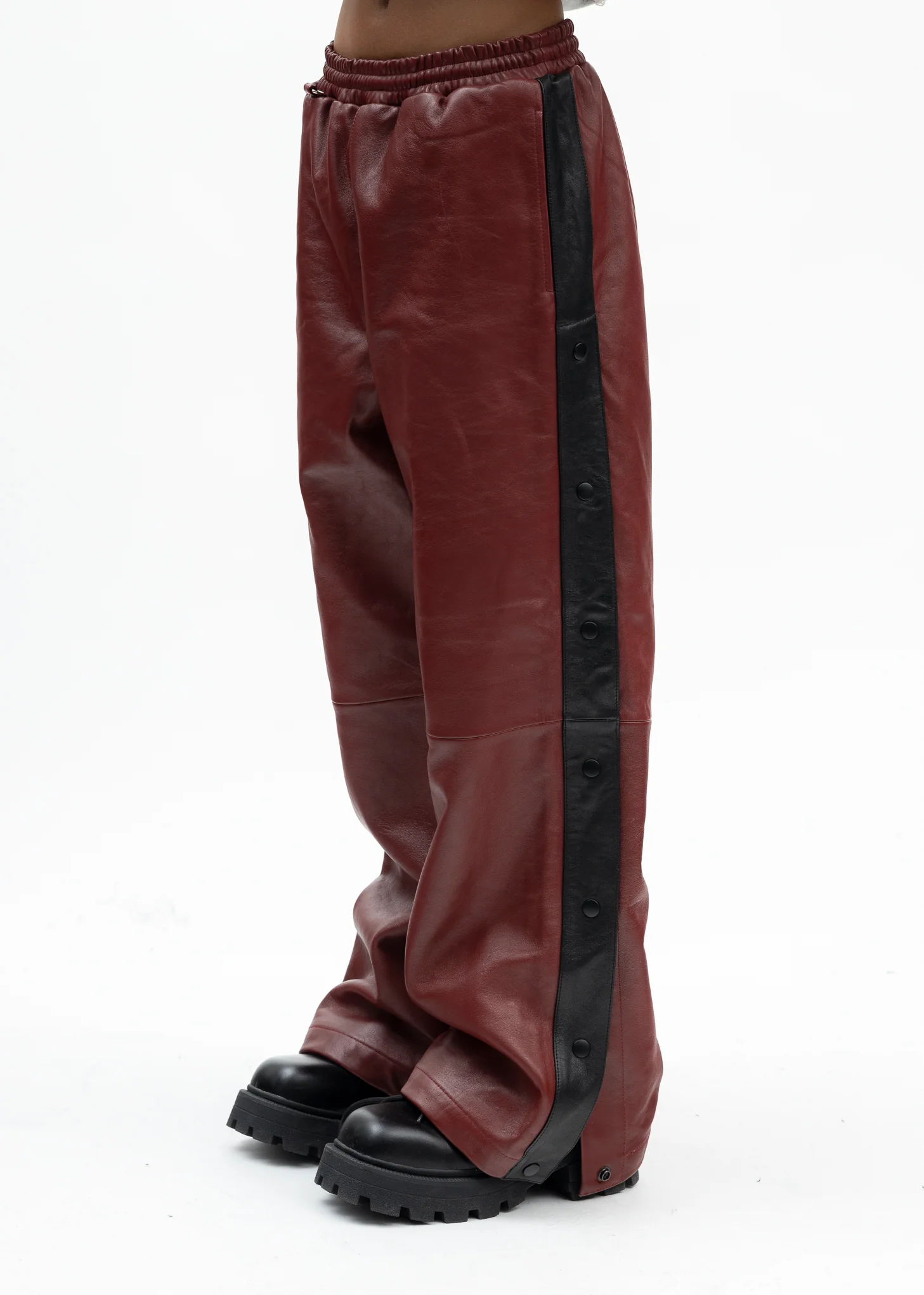 RED LEATHER BASKETBALL PANTS - Image 3