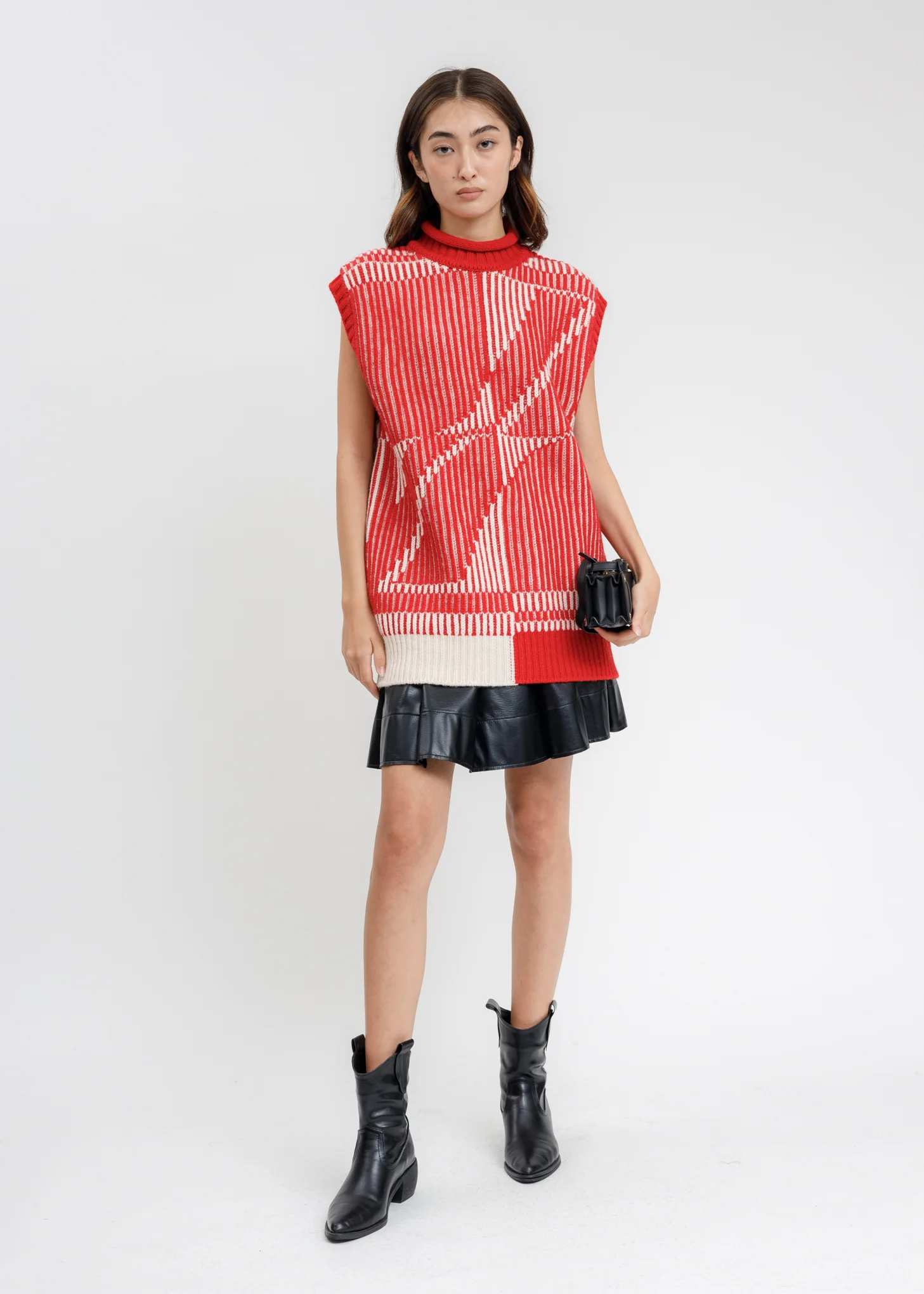 Red Magnified Logo Jacquard Vest - Image 5