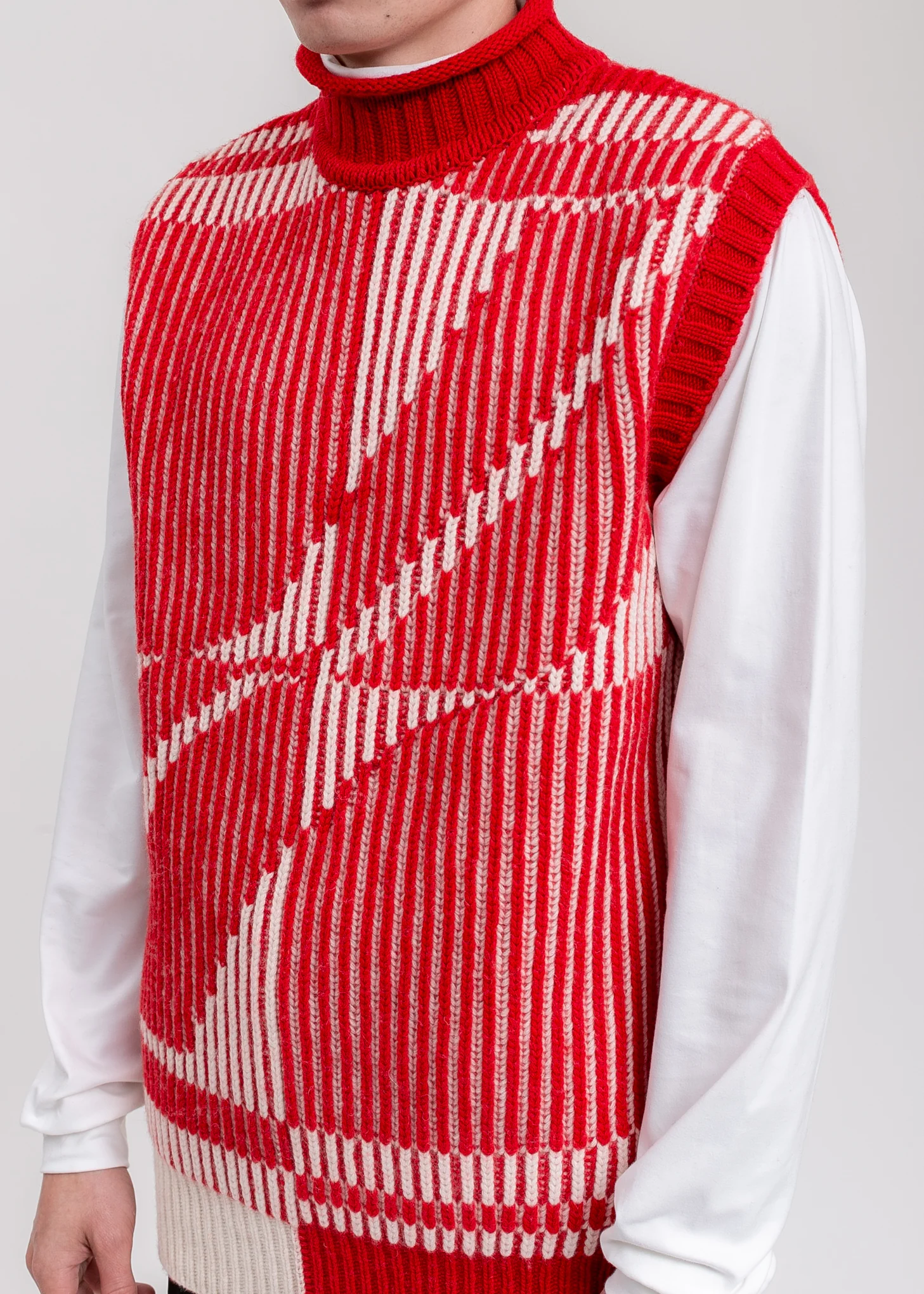 Red Magnified Logo Jacquard Vest - Image 4