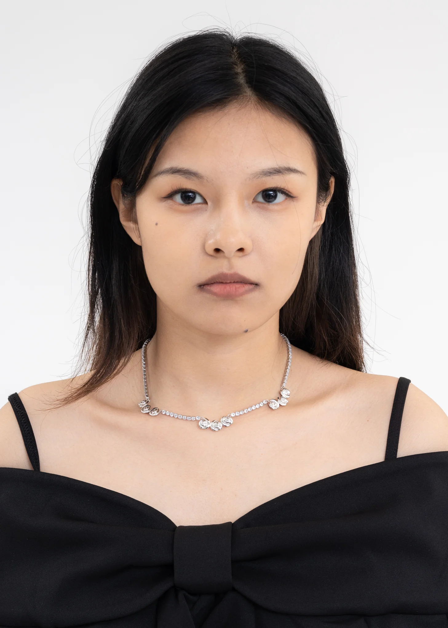 Rhinestone Roses Necklace - Image 3