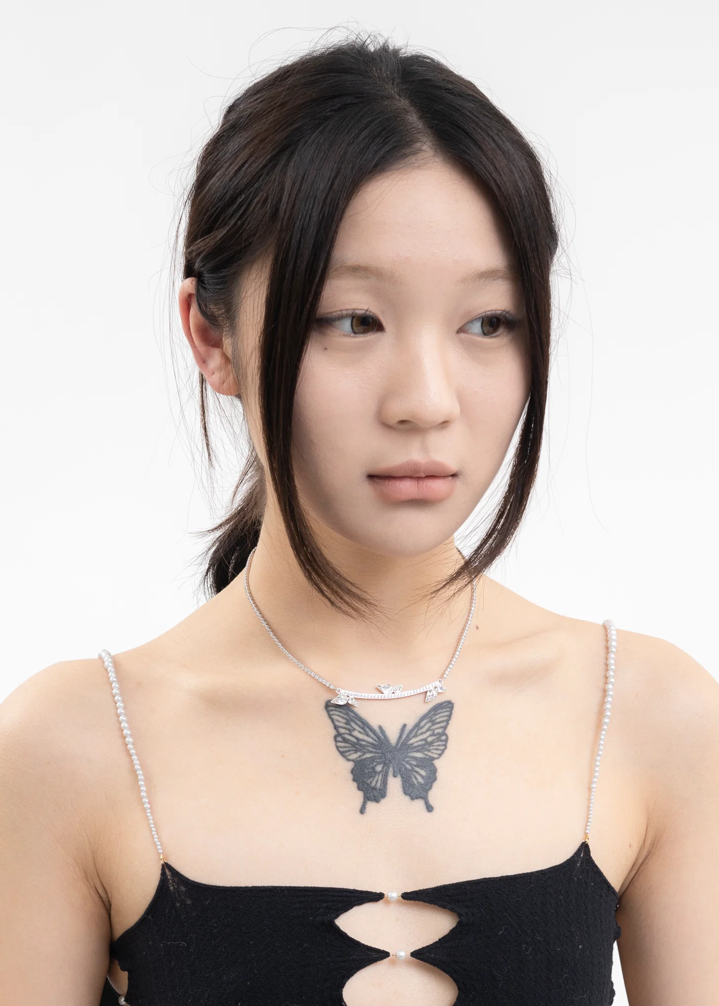 Rhinestone Small WingS  Necklace - Image 3