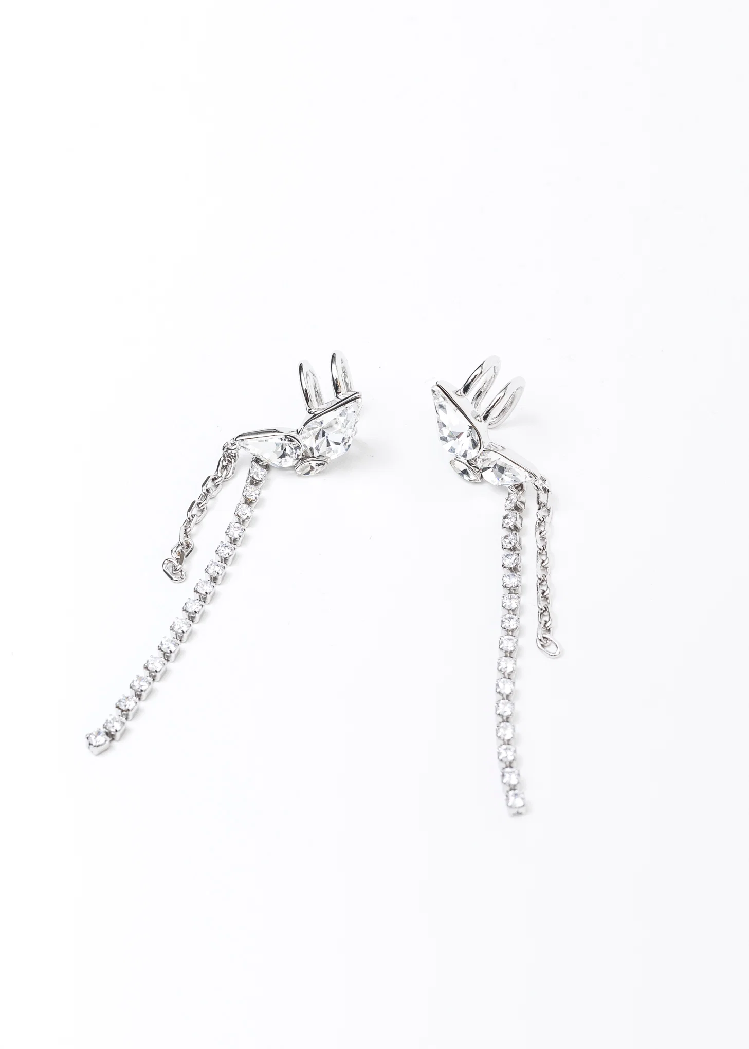 Rhinestone Wing And Chains Ear Cuff -Single