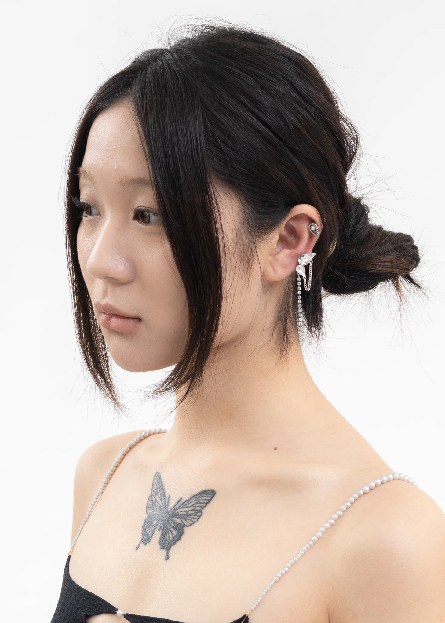 Rhinestone Wing And Chains Earring -Single - Image 2
