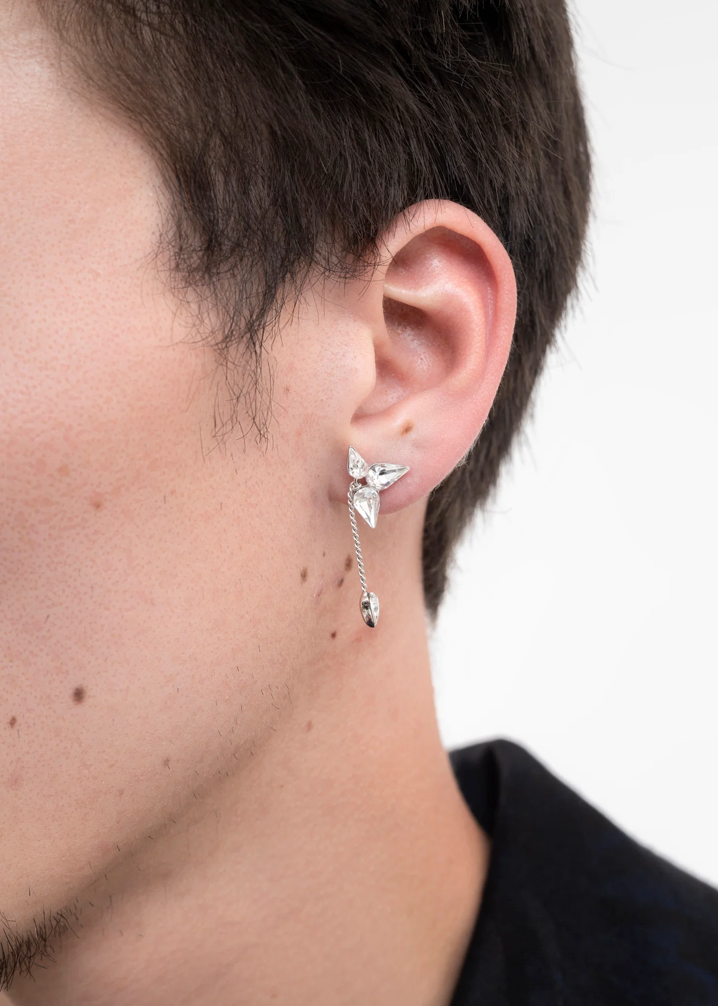 Rhinestone Wing/ Chain Earring -Single - Image 2