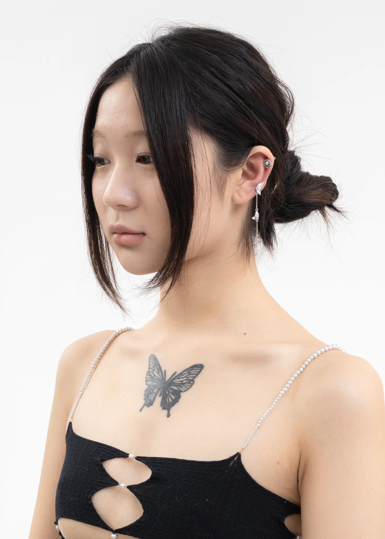 Rhinestone Wings And Chain Earring -Single - Image 4