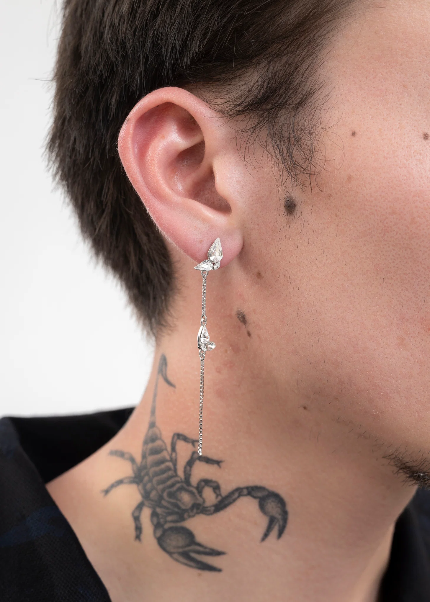 Rhinestone Wings And Chain Earring -Single - Image 6