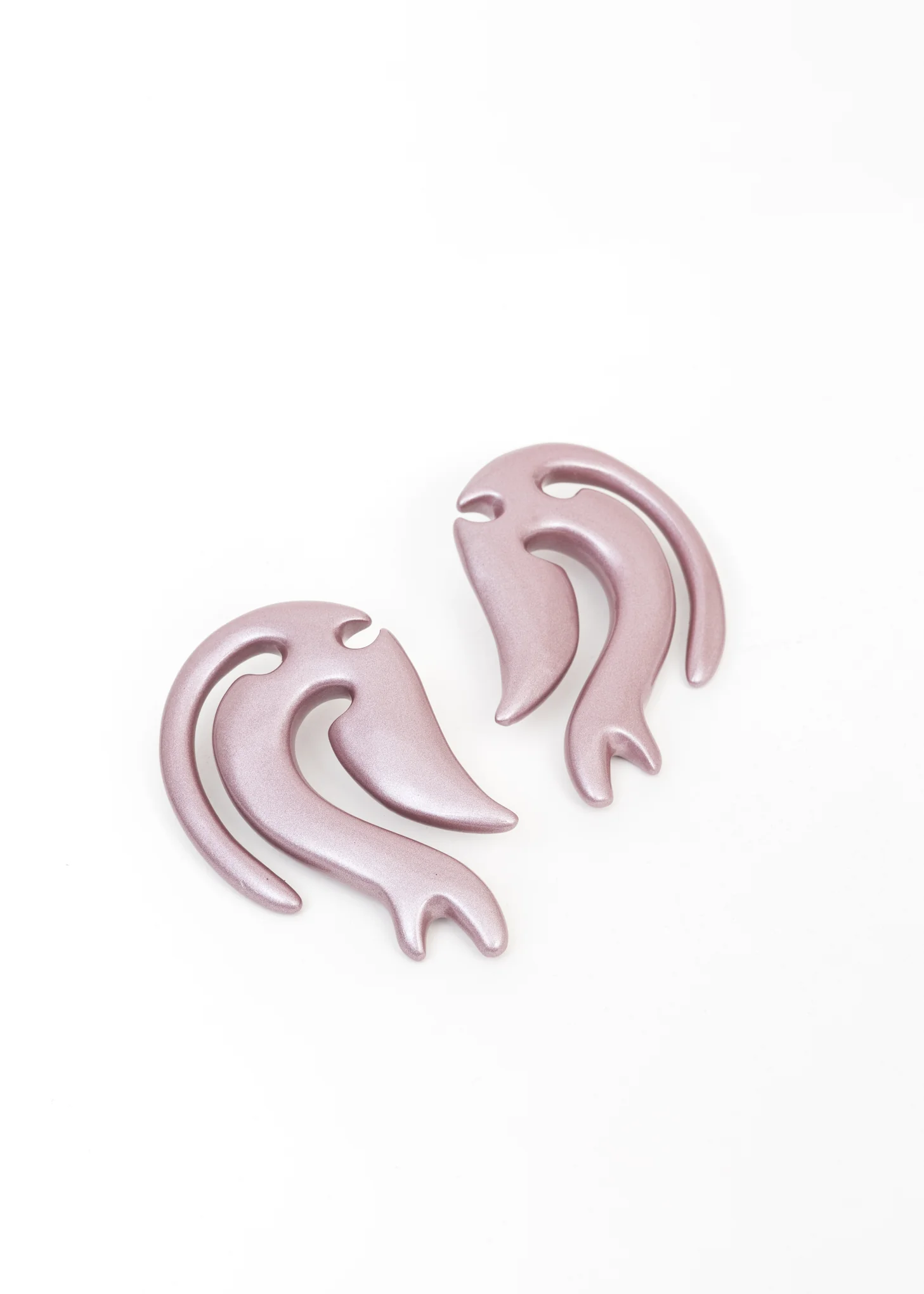 ROSE SCULPTED EARRING -Single