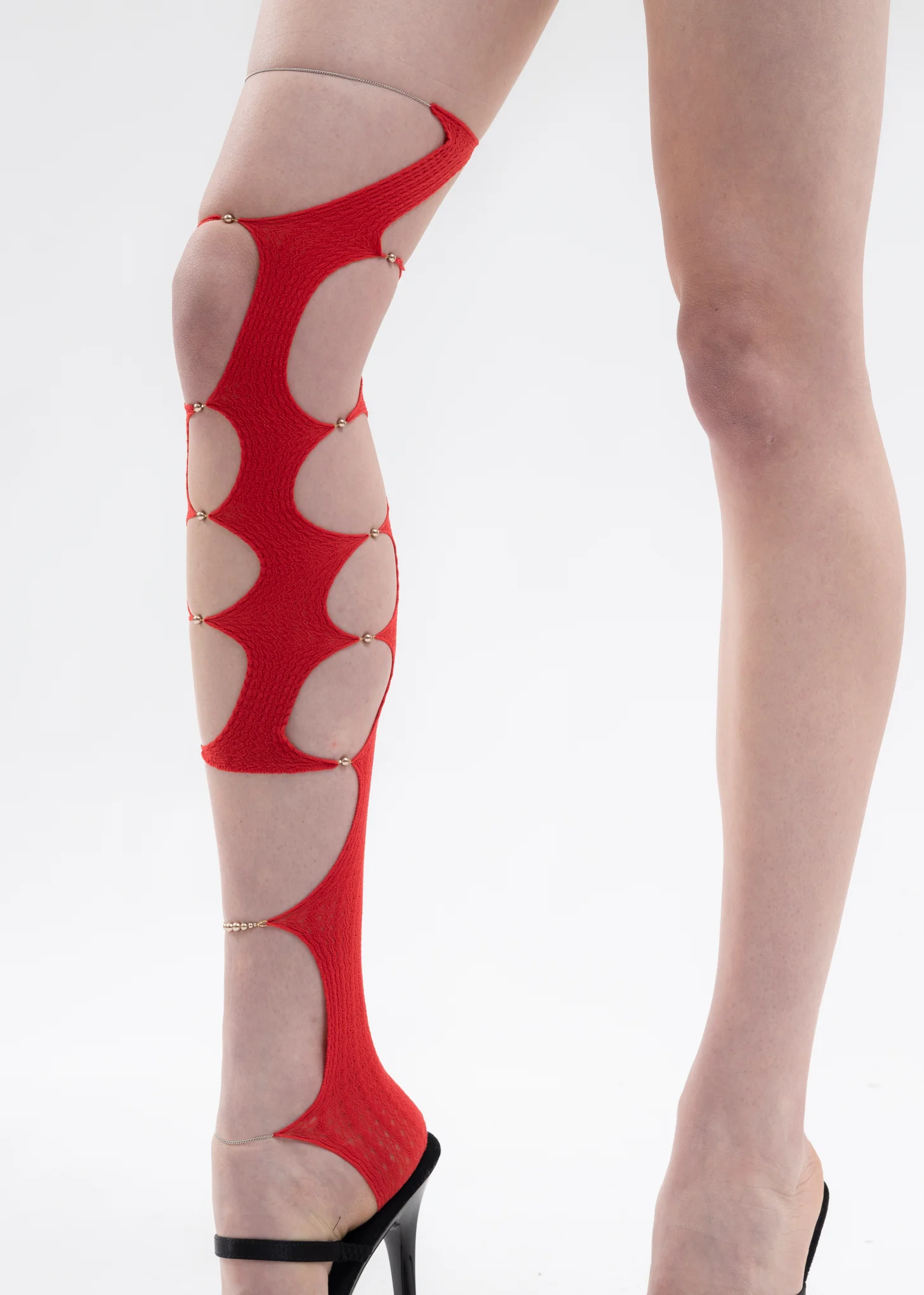 RUBY SINGLE CUT-OUT LEG STOCKING - Image 4