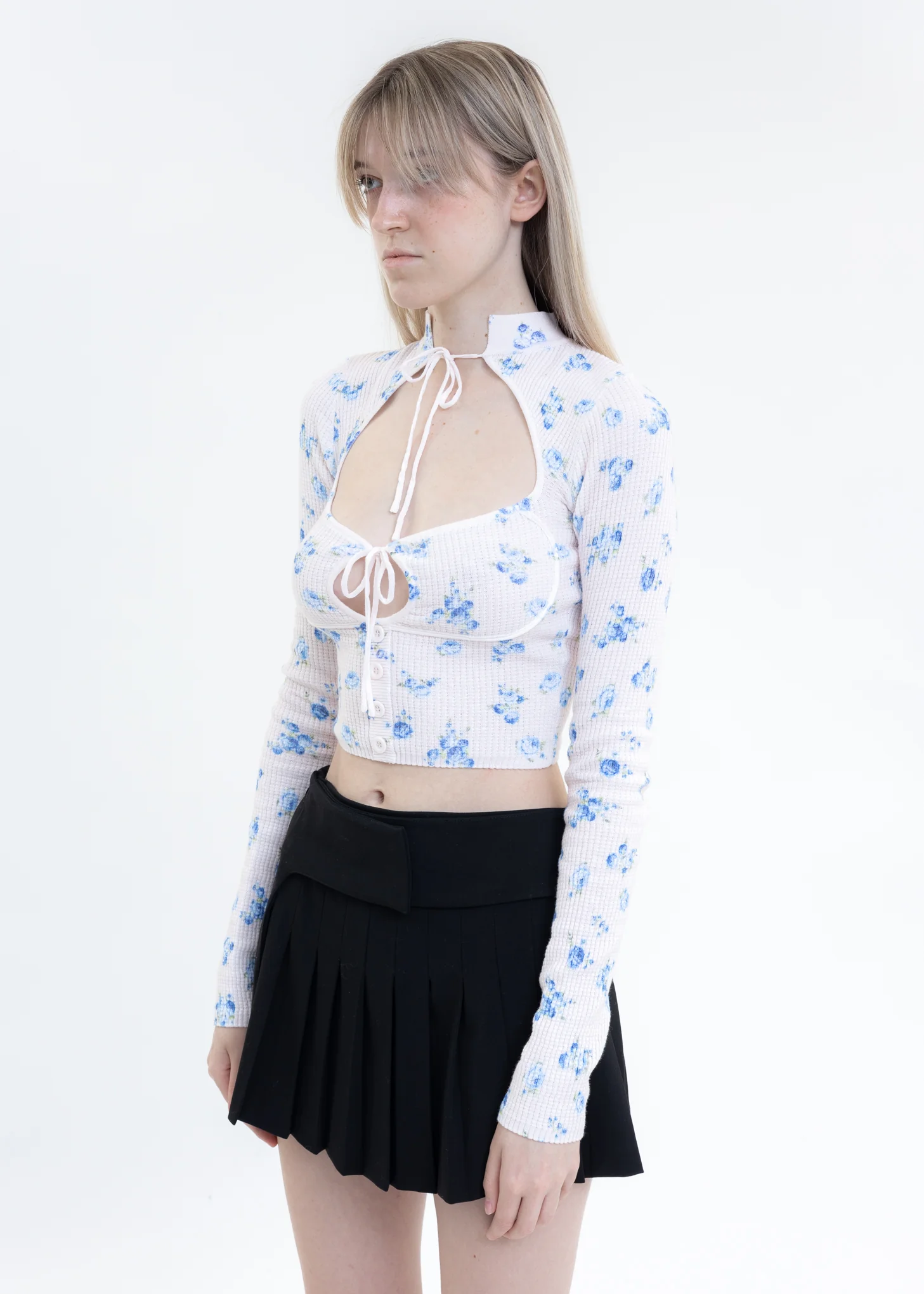 Ruched Blue Rose Print Top - Image 2