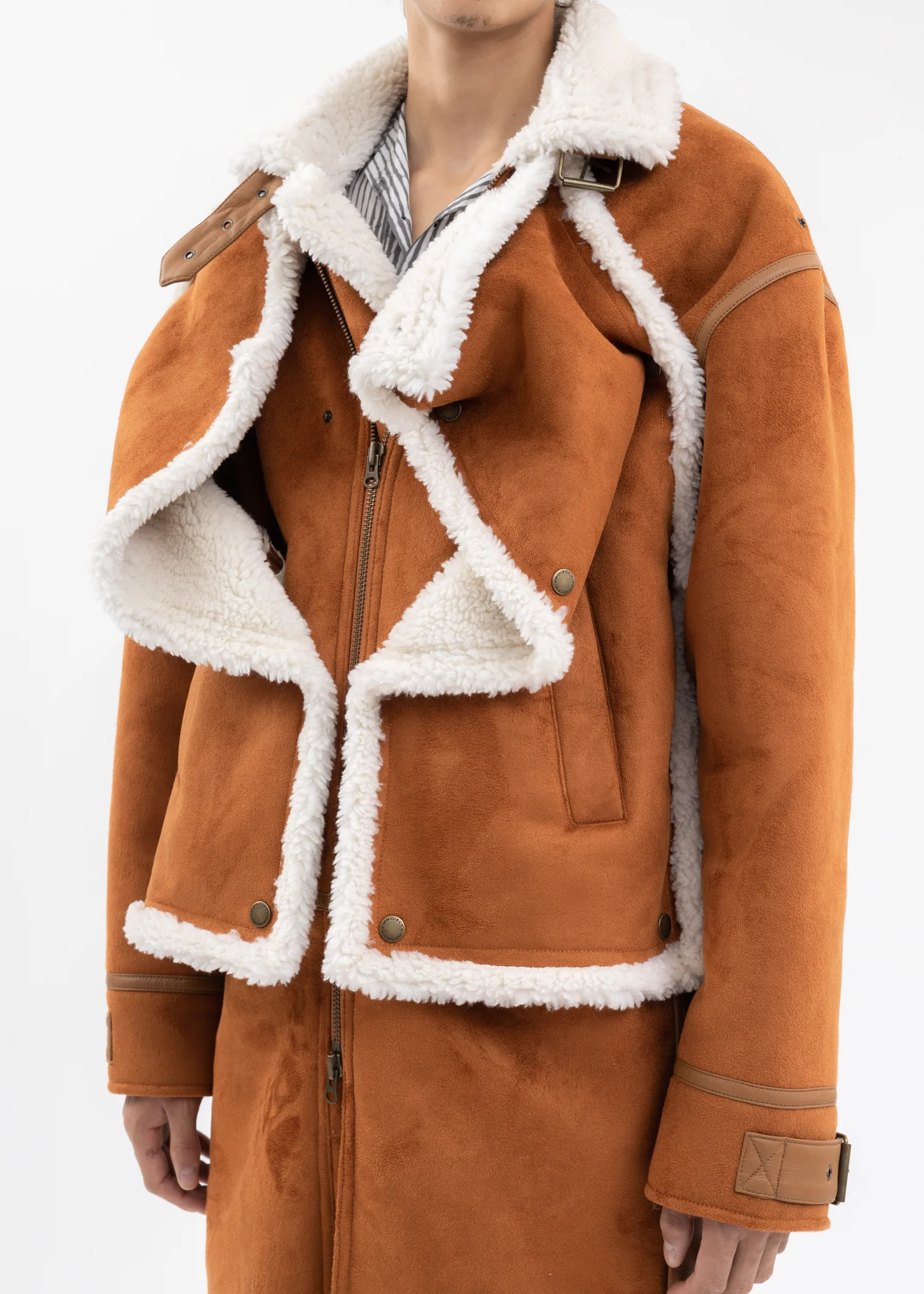 RUSH SNAP PANEL SHEARLING COAT - Image 3