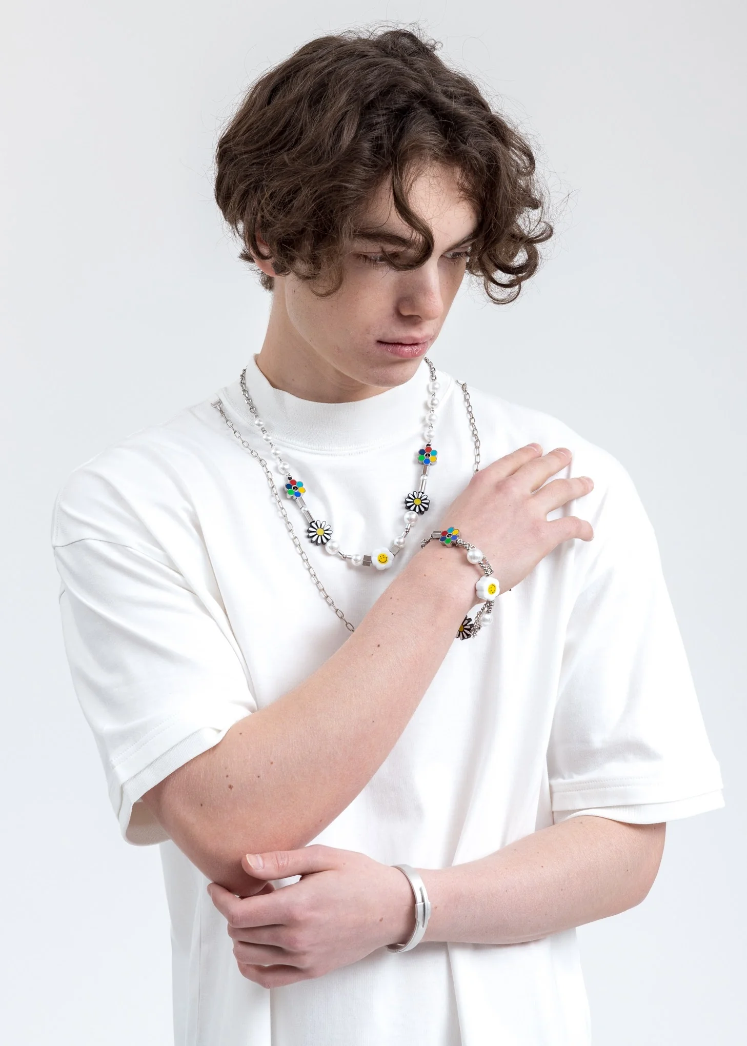 Flower And Smile Necklace - Image 5
