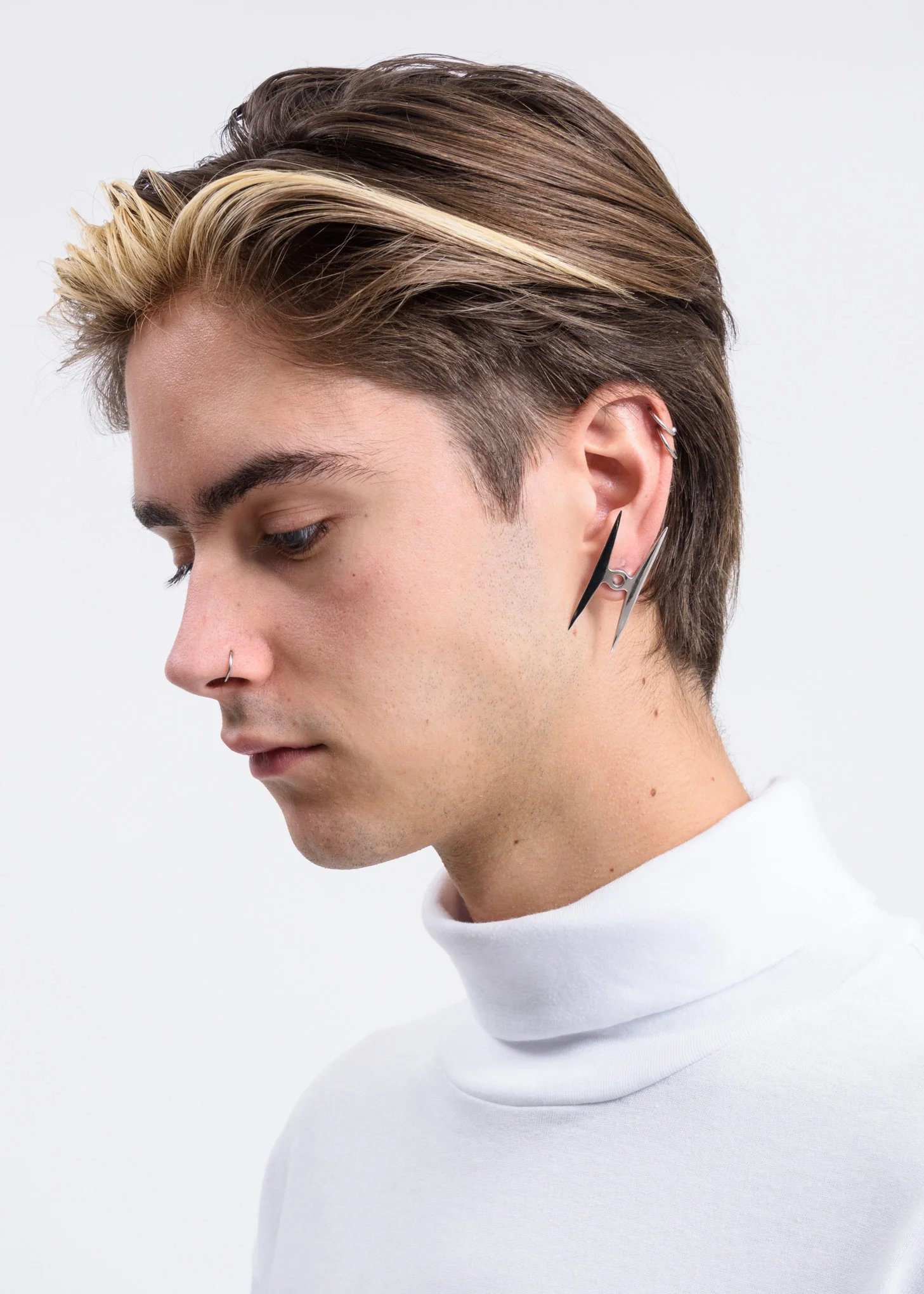 Sculpture Earring Set - Image 4