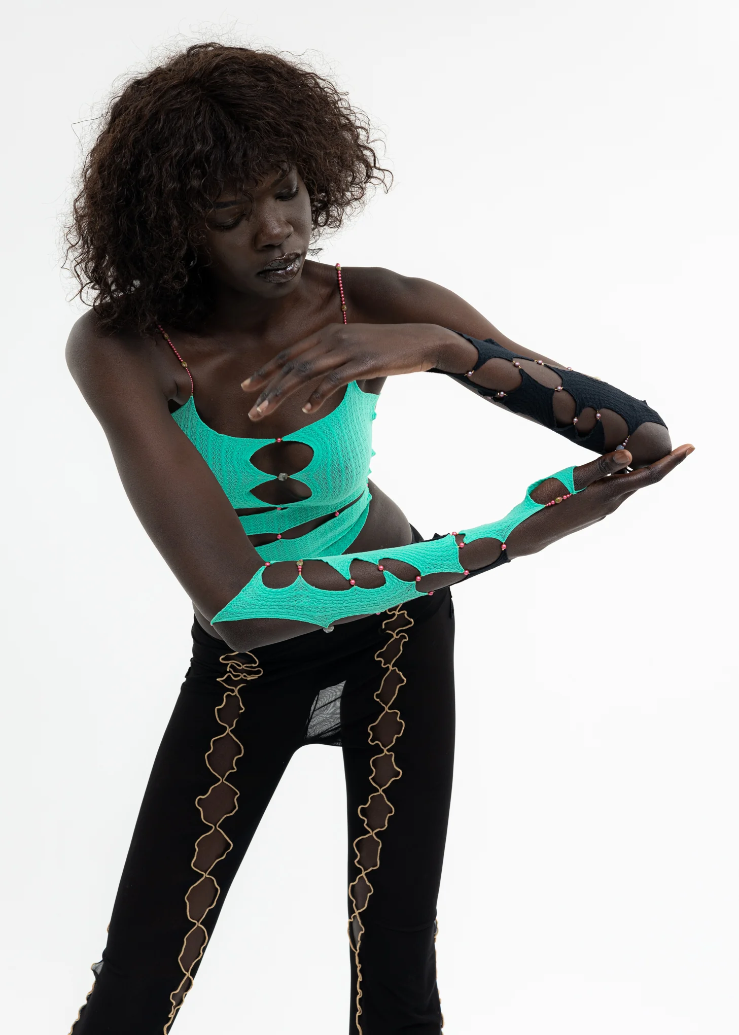SEAFOAM & ONYX SINGLE CROPPED ARM SLEEVE