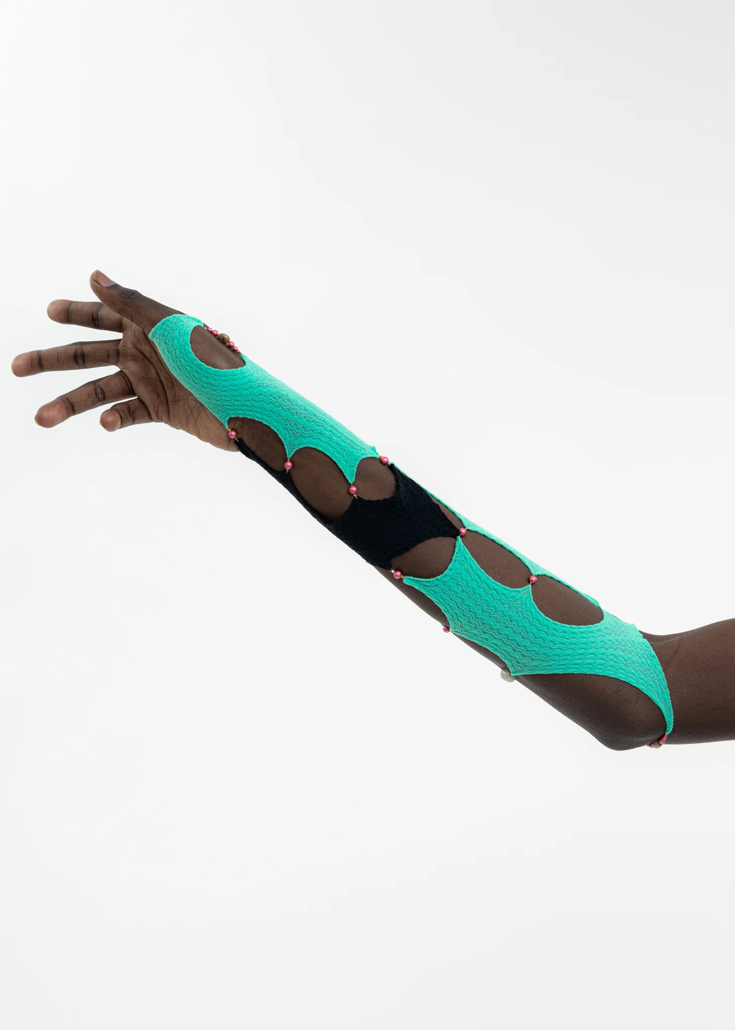 SEAFOAM & ONYX SINGLE CROPPED ARM SLEEVE - Image 2