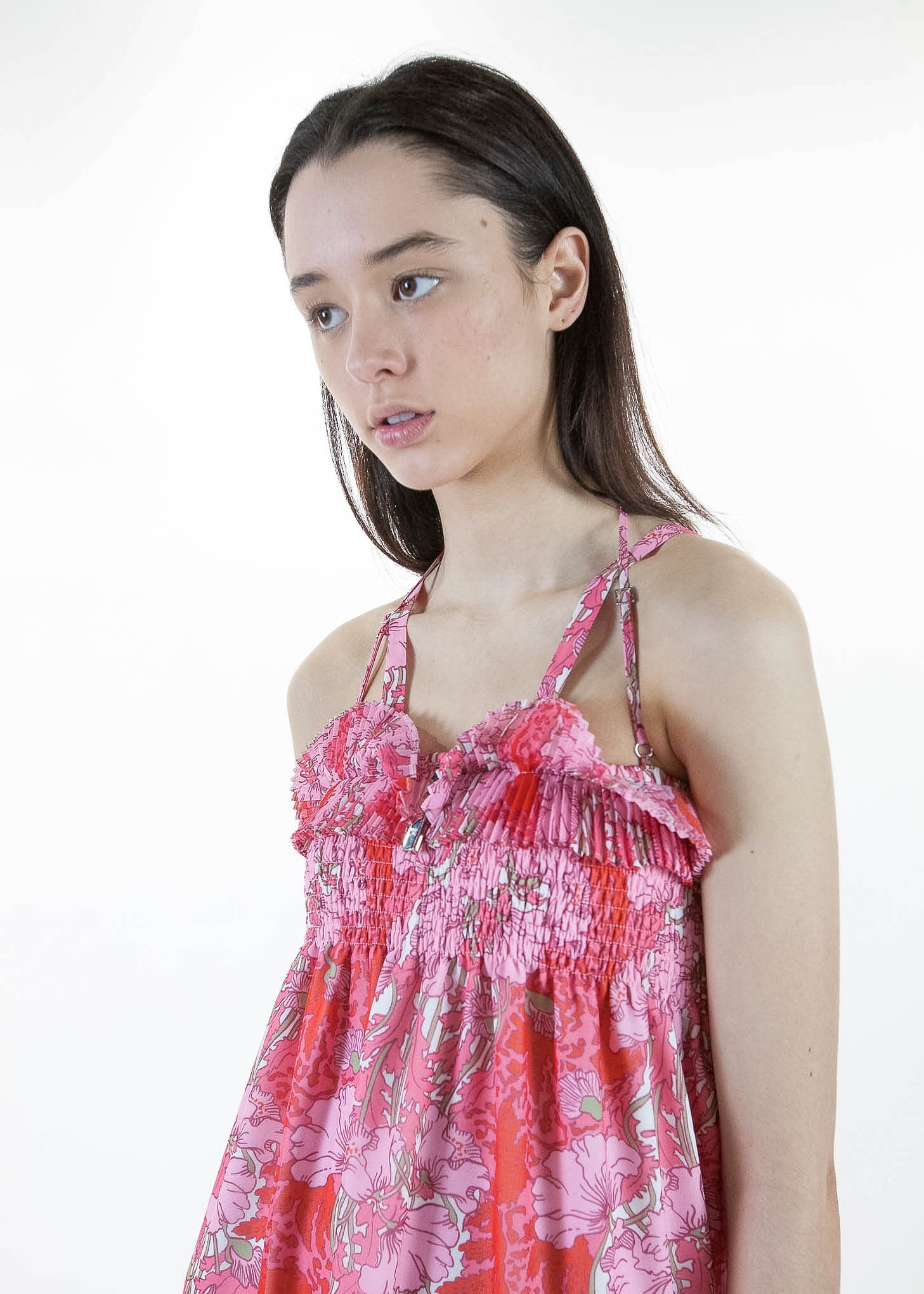 Short Rouge Dress with Frill - Image 7