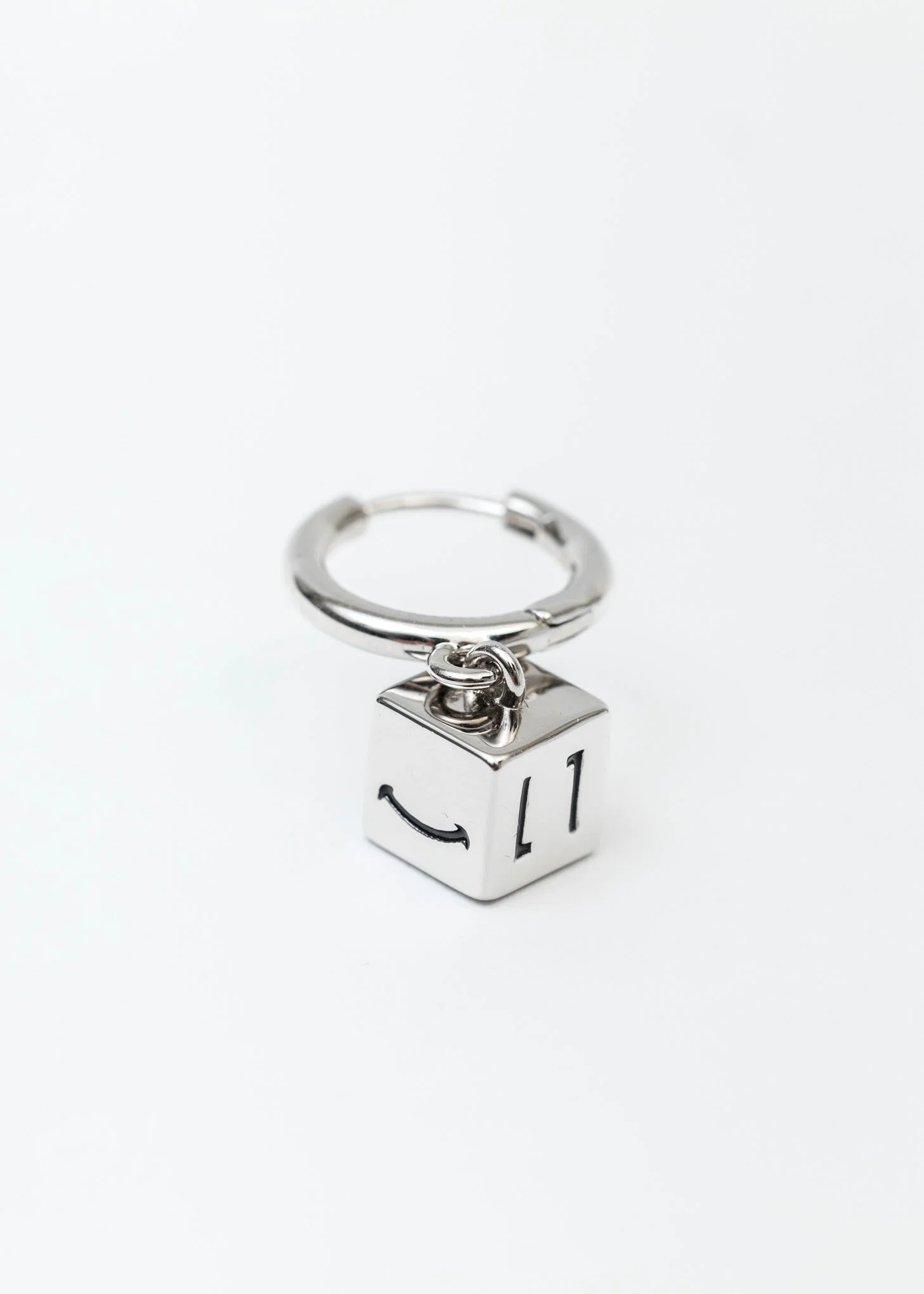 Silver A/B/11/ ）Square Earring - Single - Image 3