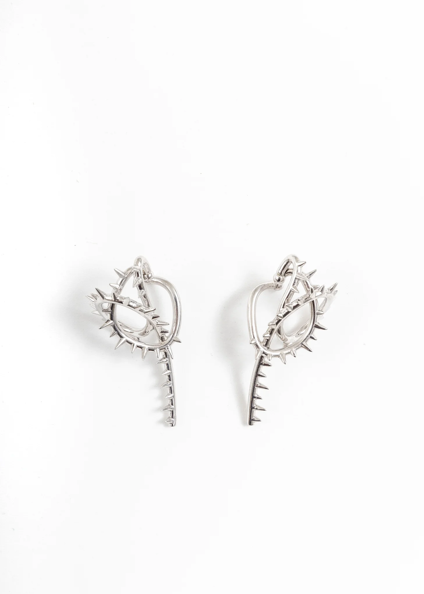 Silver Knot Spur Ear Cuff