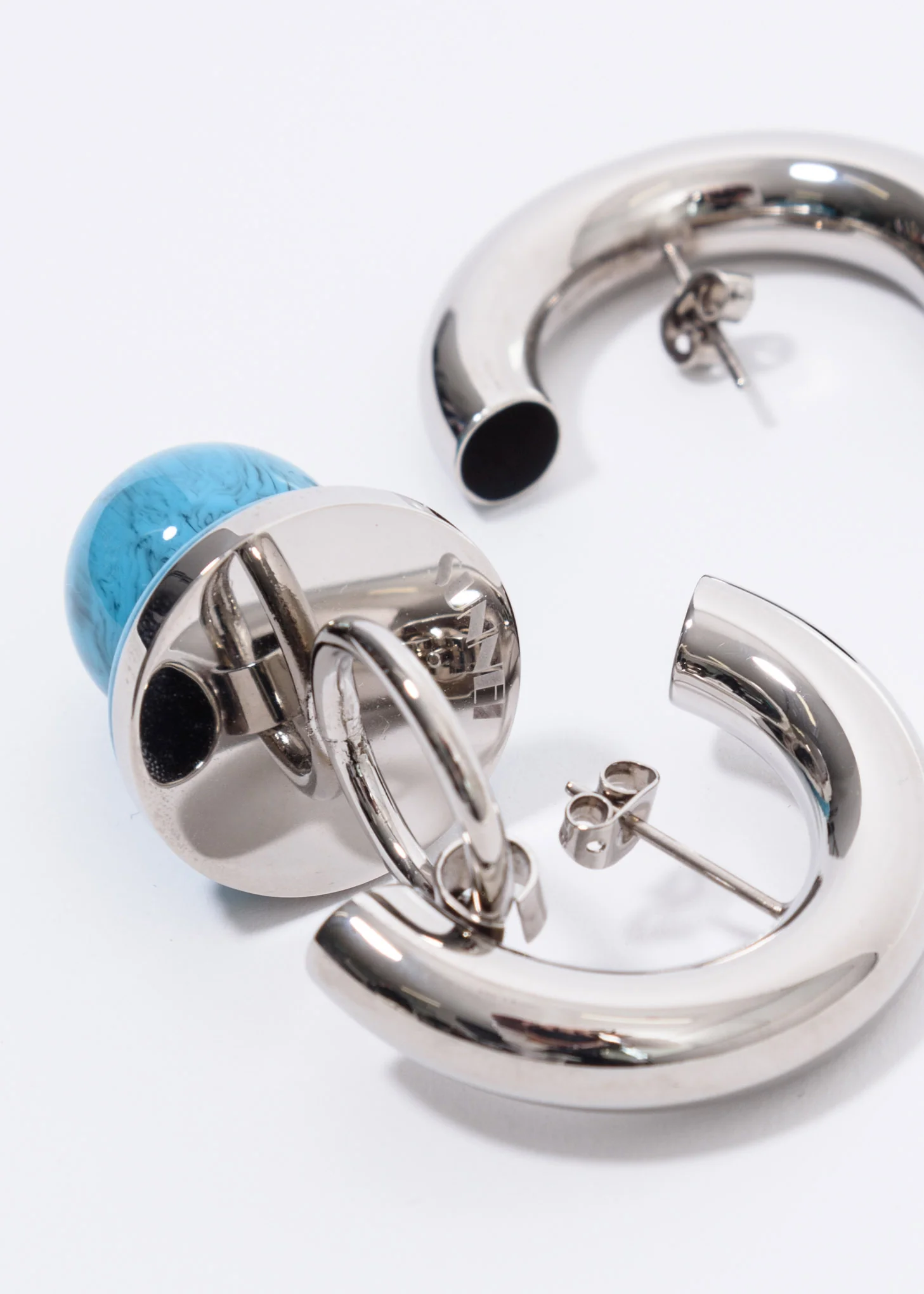 Silver And Blue Dummy Cut Earring - Image 2