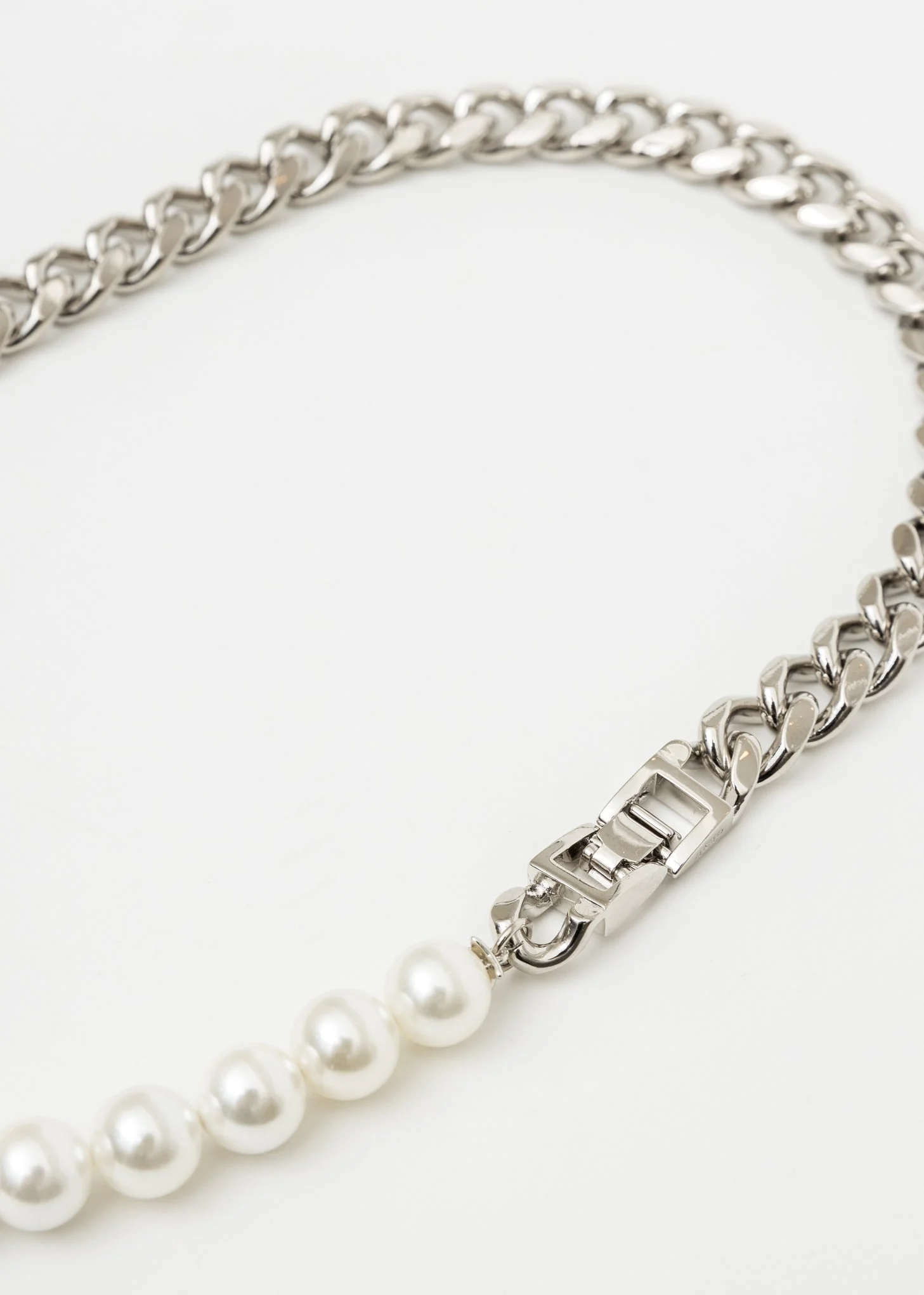 Silver And Pearl Mix Chain  Necklace - Image 5