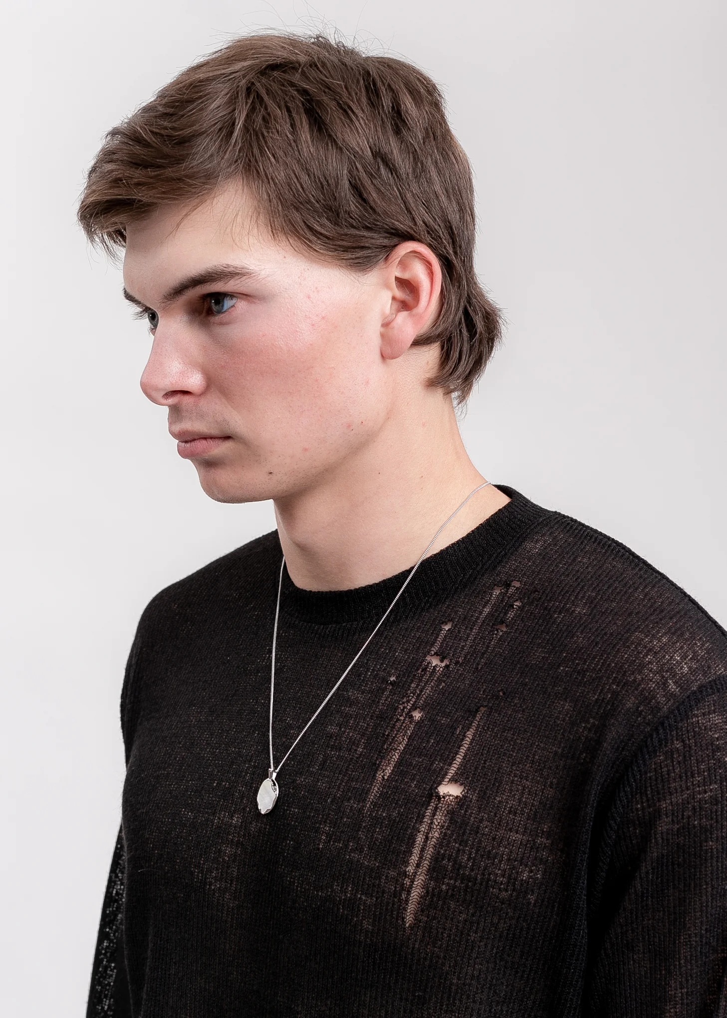 Silver And Pearl Necklace - Image 4