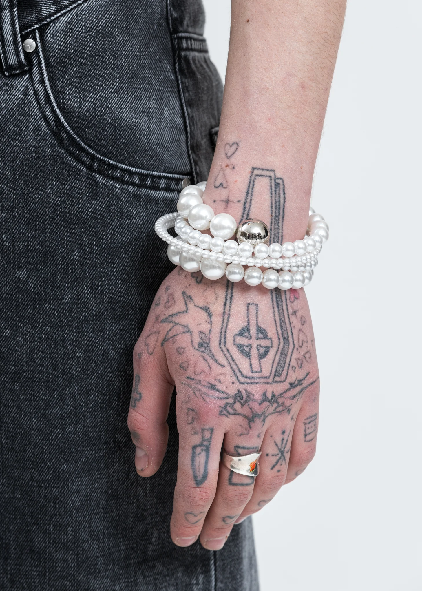 Silver and Pearl Spiral Bead Bracelet - Image 4