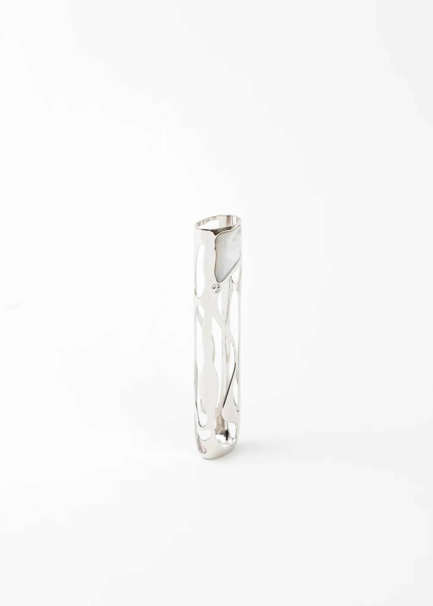 Silver And Pearl,Zircon RELX-5 Cover - Image 3