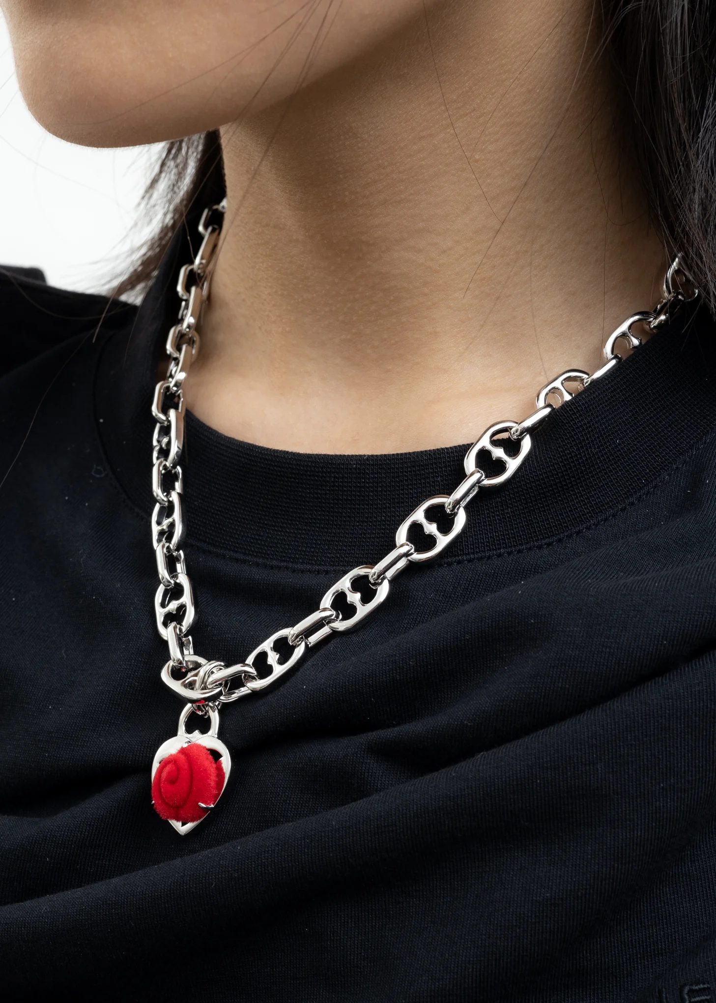 Silver and Red Velvet Rose Necklace - Image 4