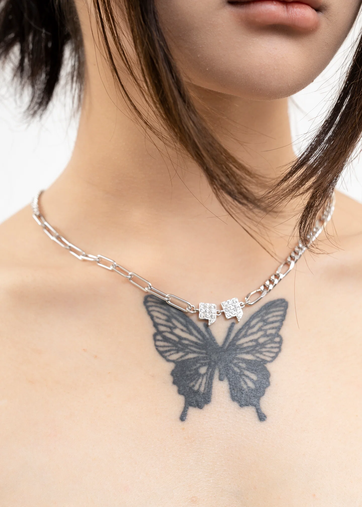Silver And Rhinestone Biaobai Necklace - Image 2
