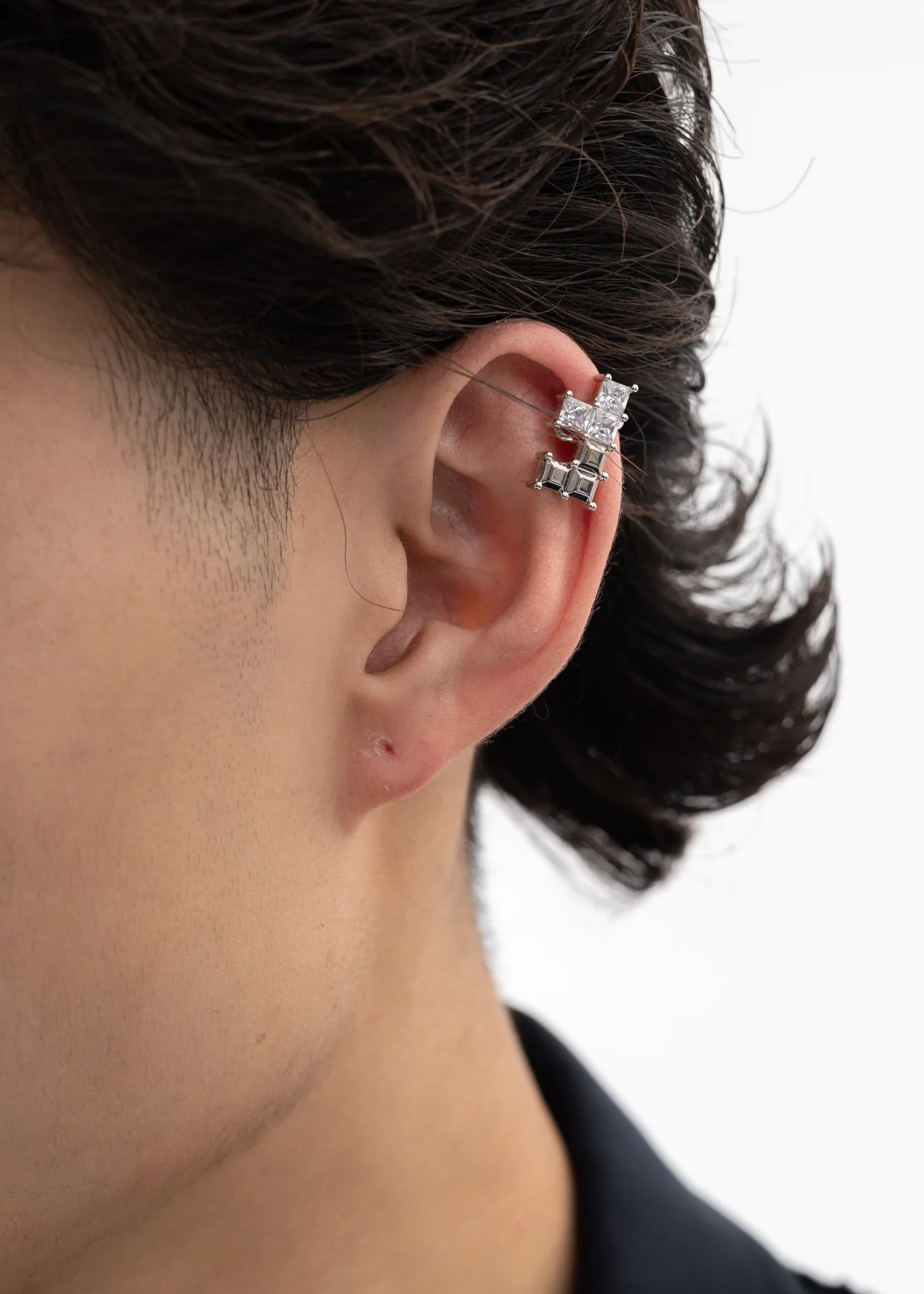 Silver And Rhinestone Hearts Ear Cuff - Single - Image 3