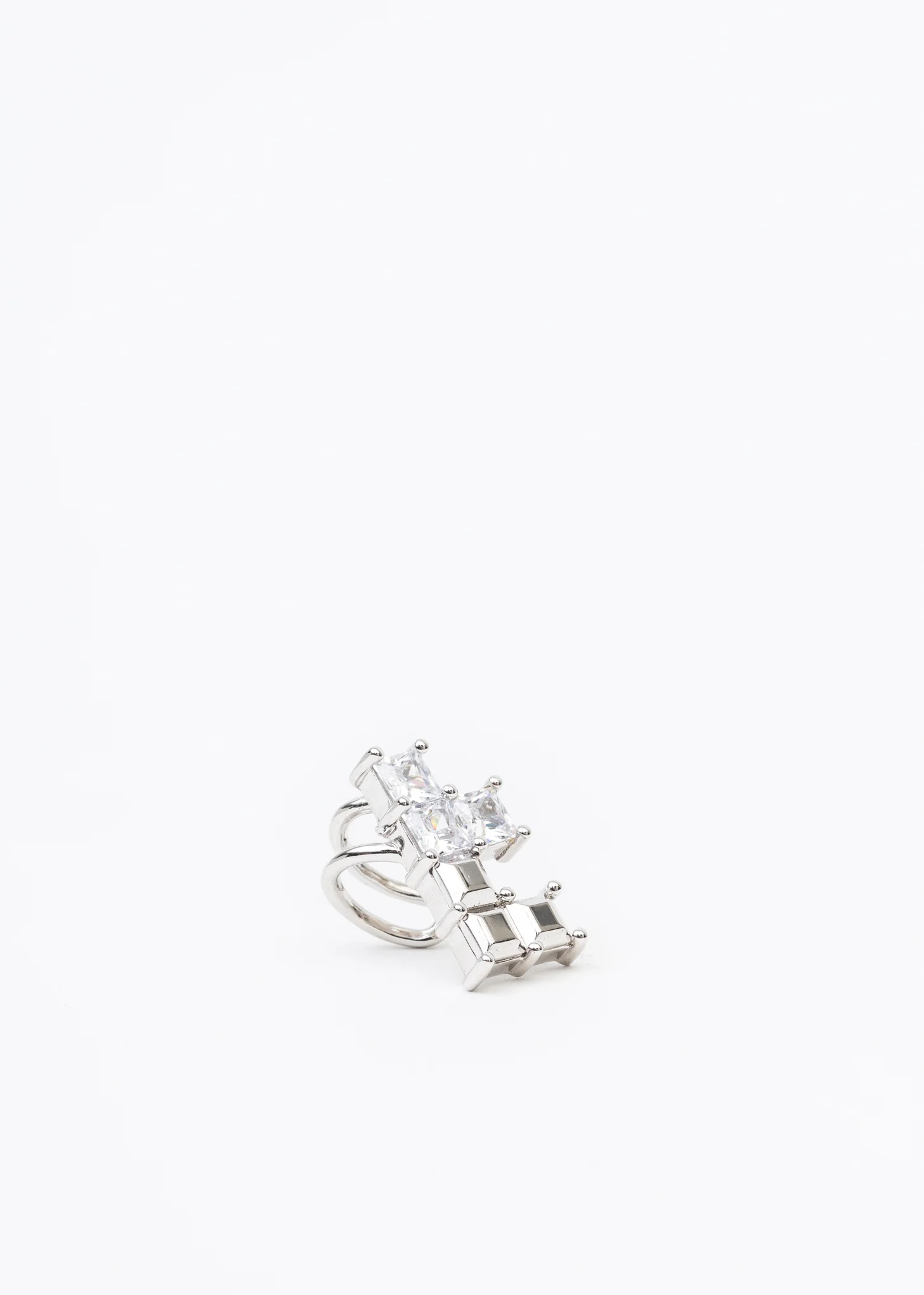 Silver And Rhinestone Hearts Ear Cuff - Single - Image 7