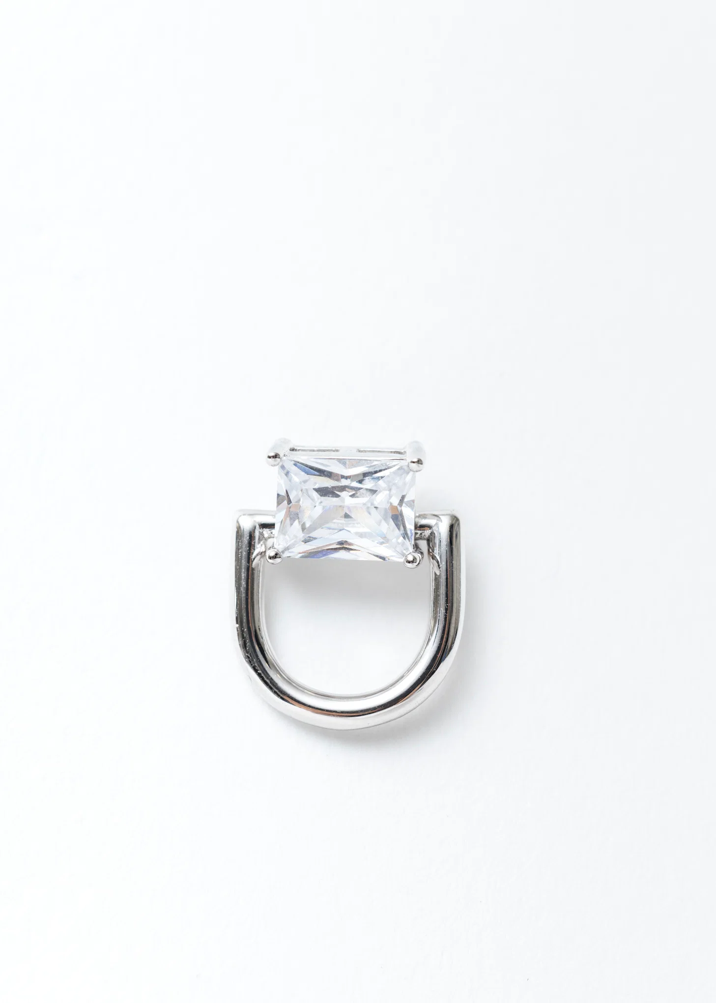 Silver And Rhinestone HUIXING Earring - Single - Image 5