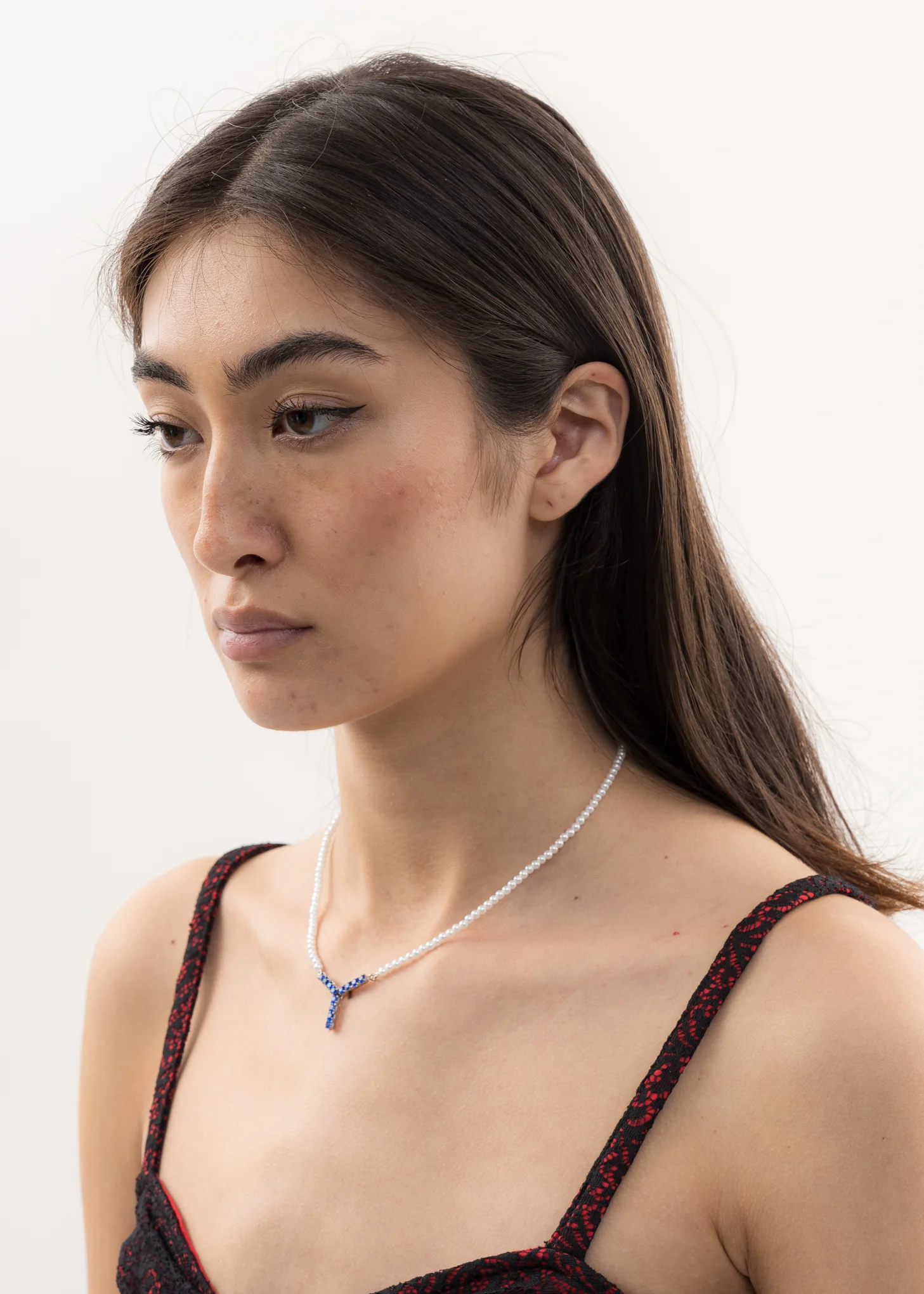 Silver And Sapphire MINI Y PEARL Necklace - Image 2