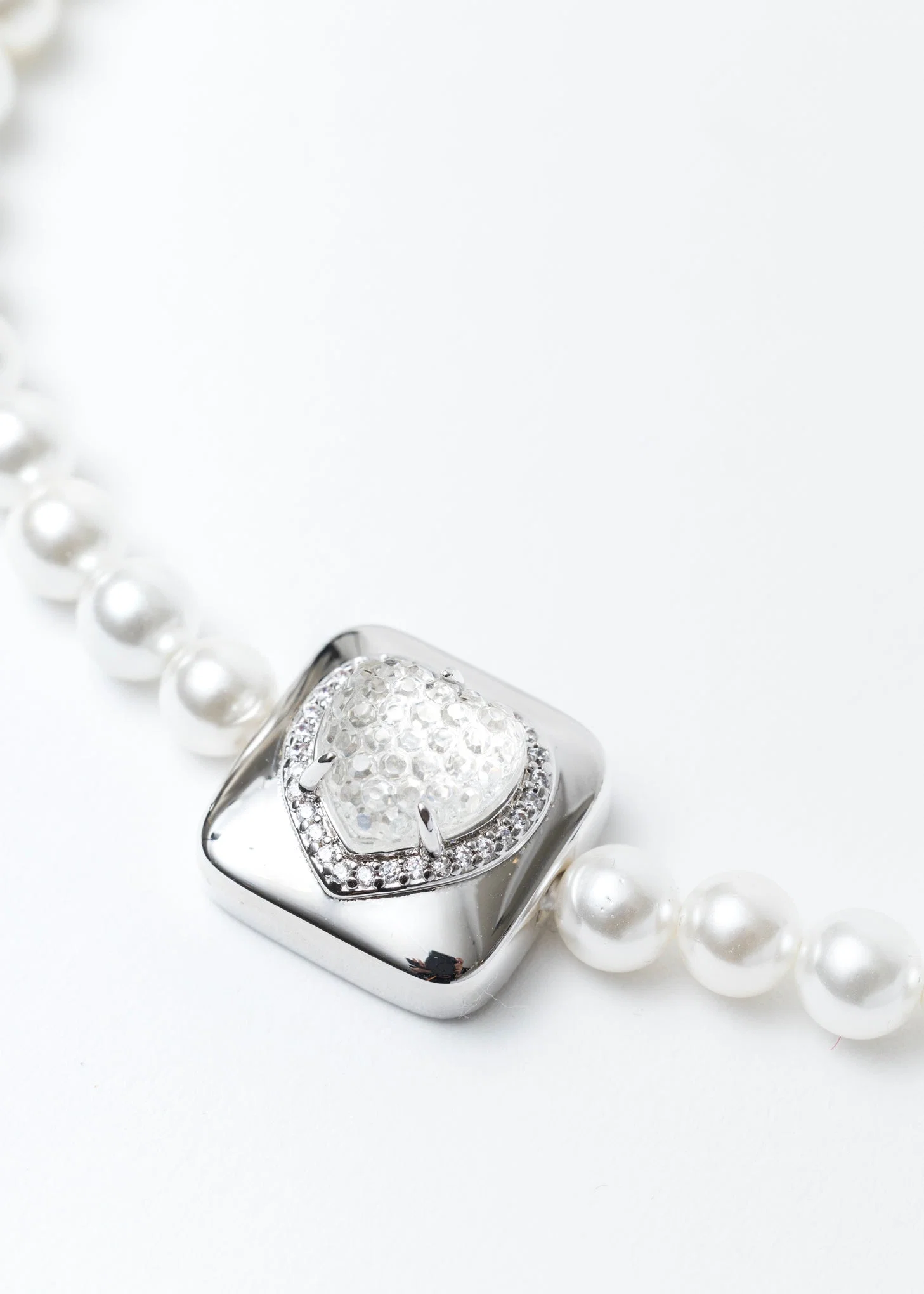 Silver And White Heart Pearl Necklace - Image 4