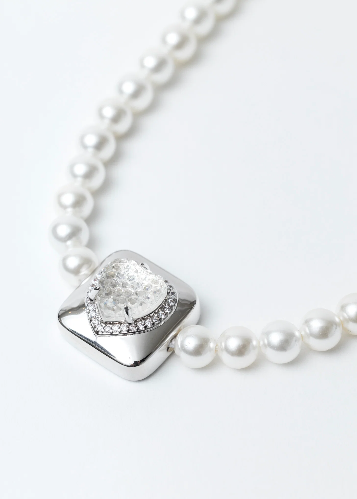 Silver And White Heart Pearl Necklace - Image 5