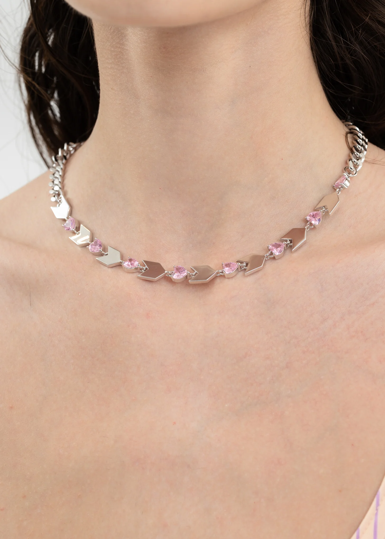 Silver Arrows And Rhinestone Hearts Necklace - Image 3