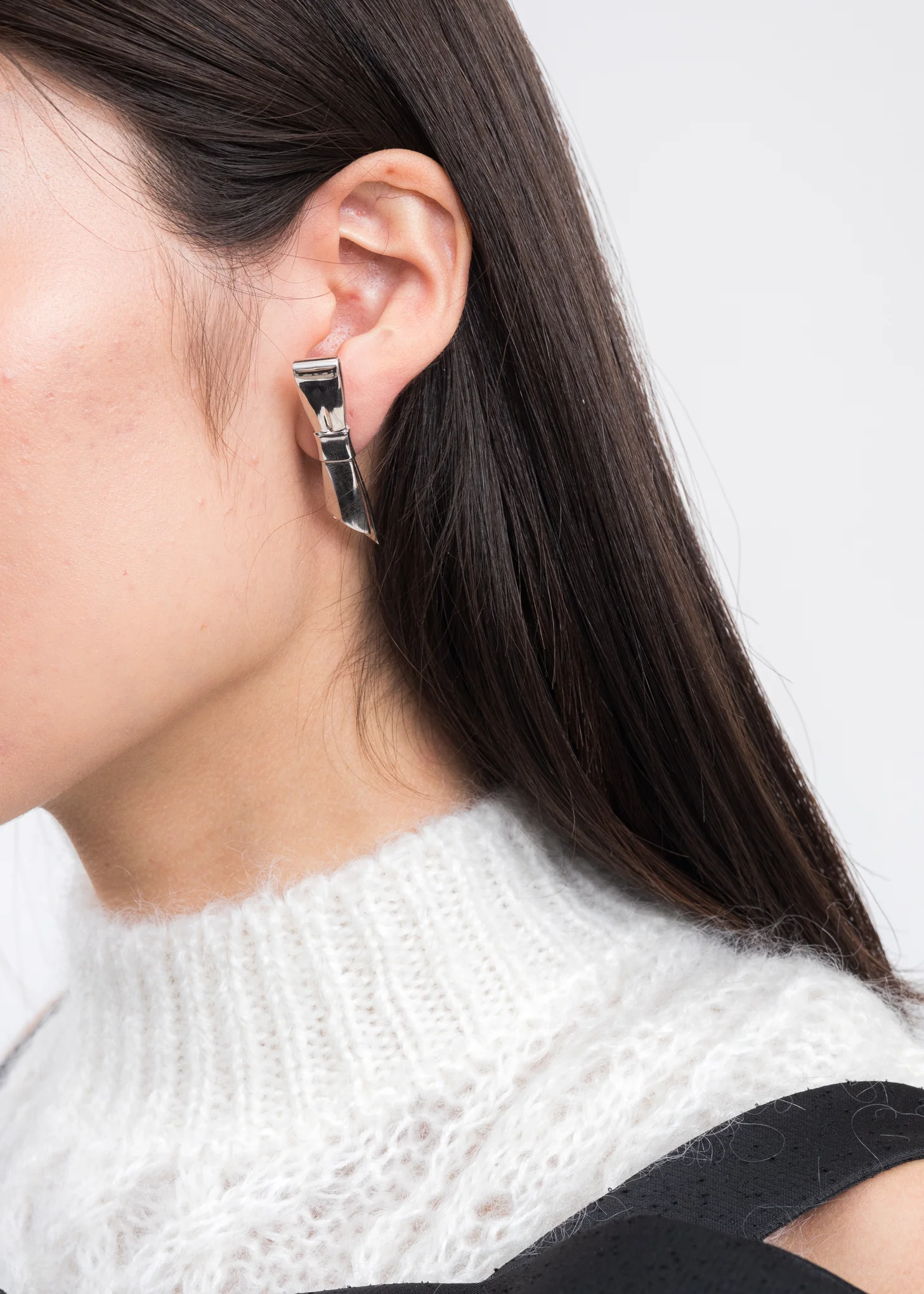 Silver  Bow Earring - Image 4