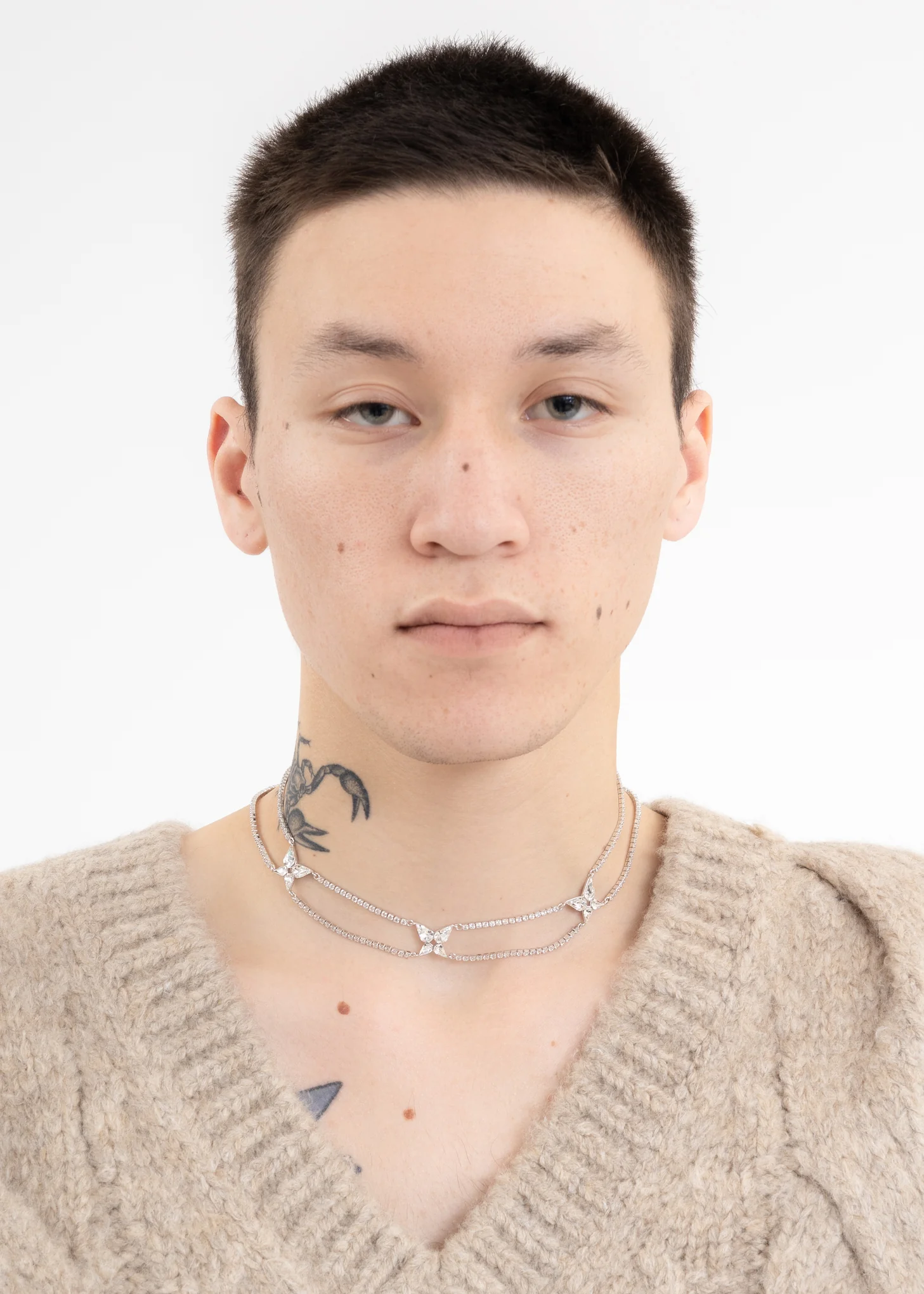 Silver Butterflies Necklace - Image 3