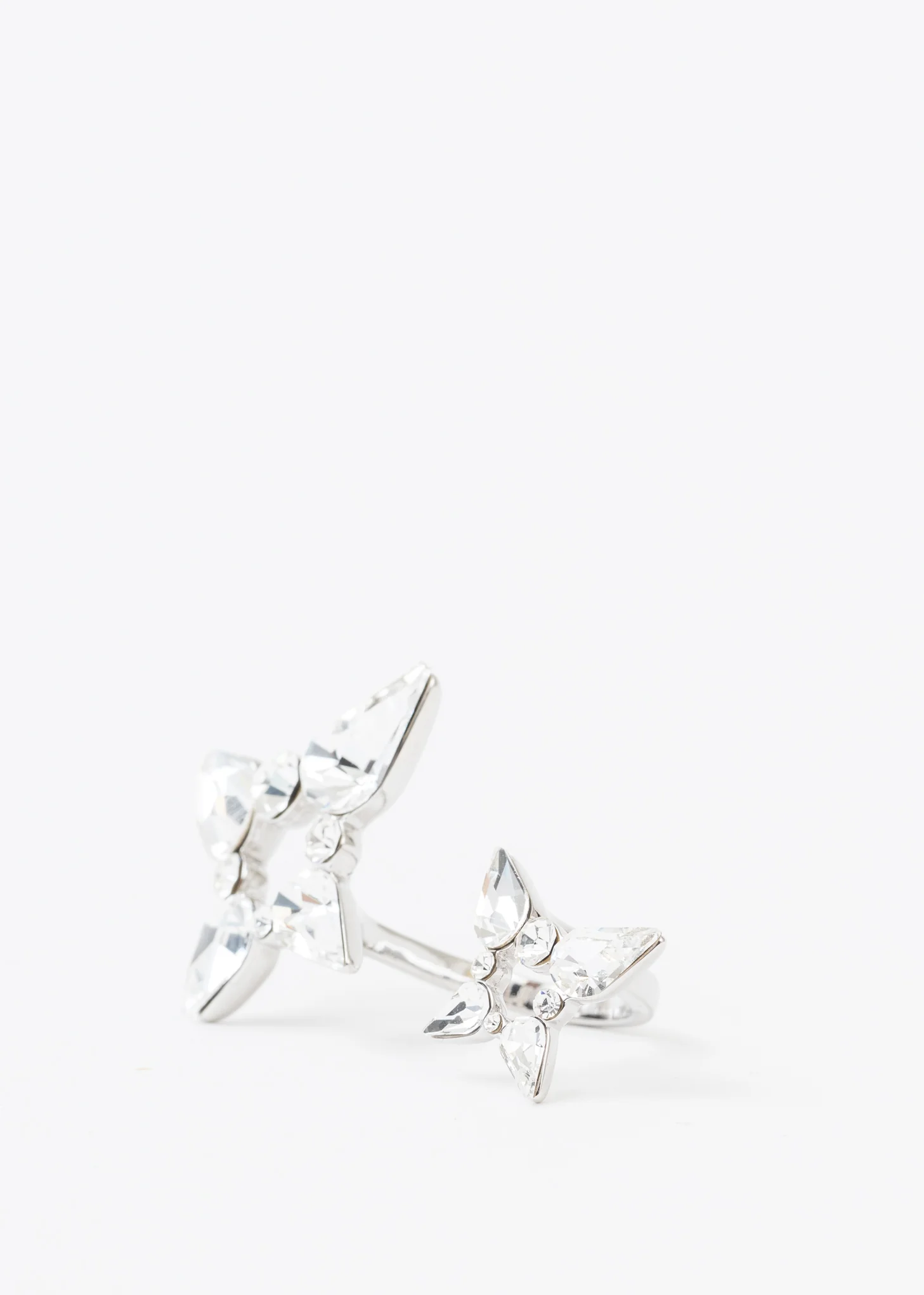 Silver Rhinestone Butterflies Ring - Image 3