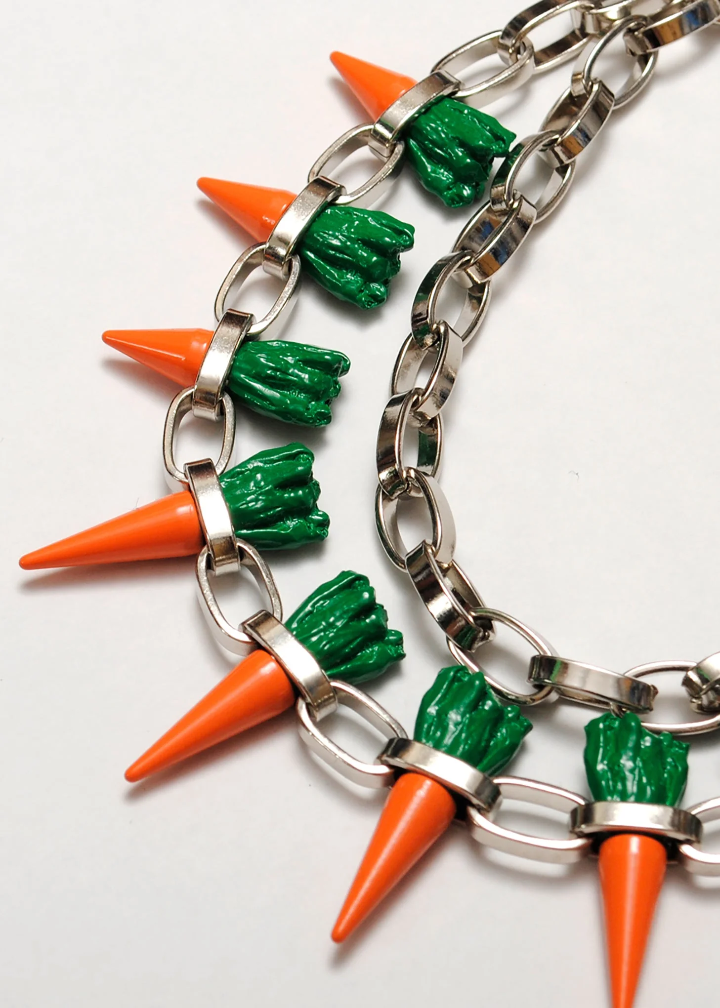 Silver CARROT STUDS Chain - Image 6