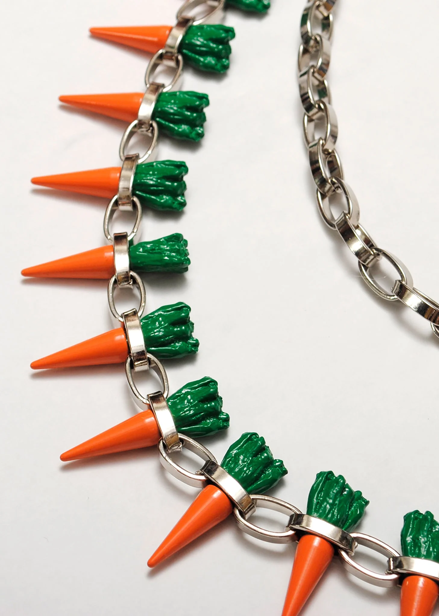 Silver CARROT STUDS Necklace - Image 4
