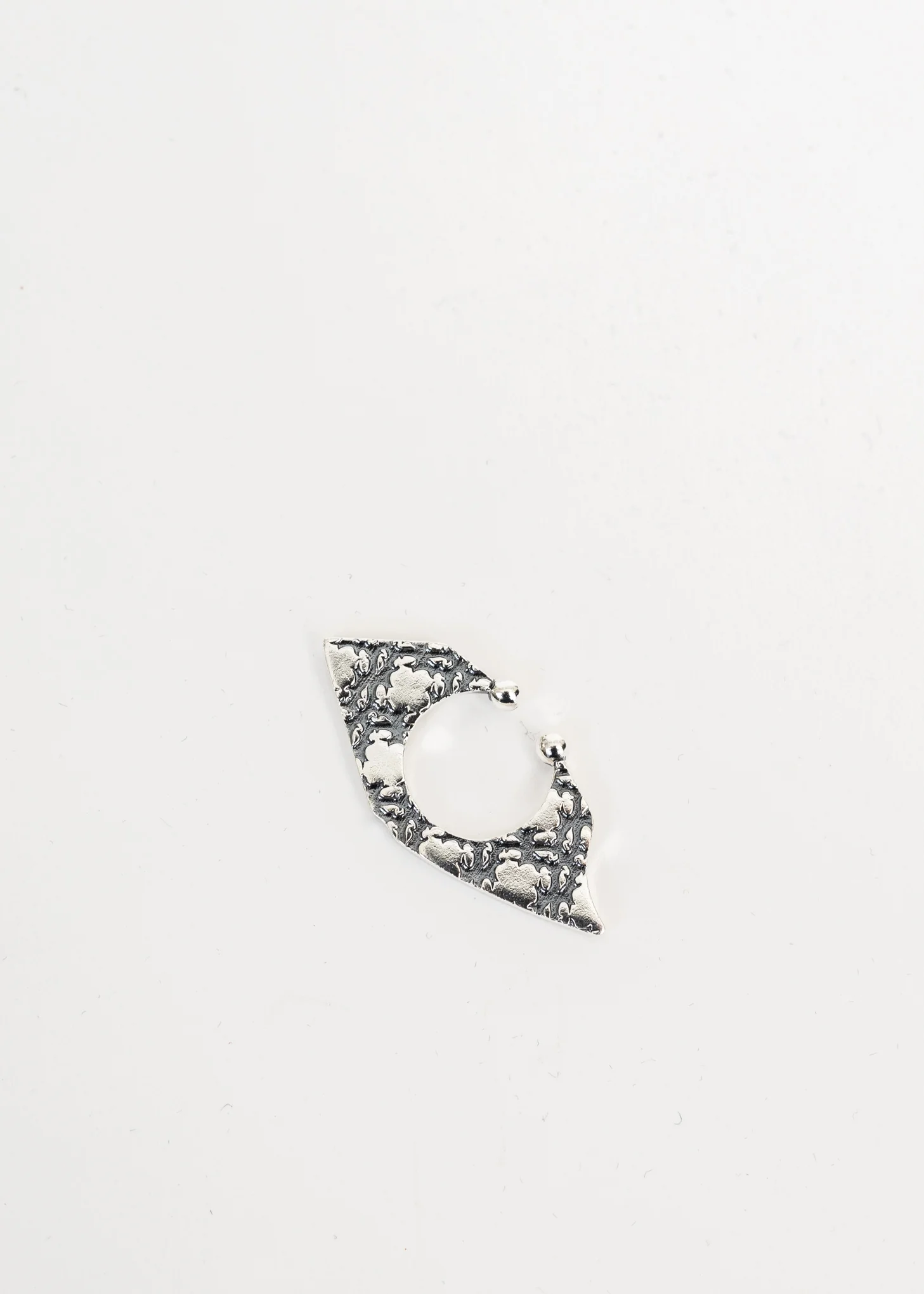 SILVER CHAIN FRAGMENT EAR CUFF