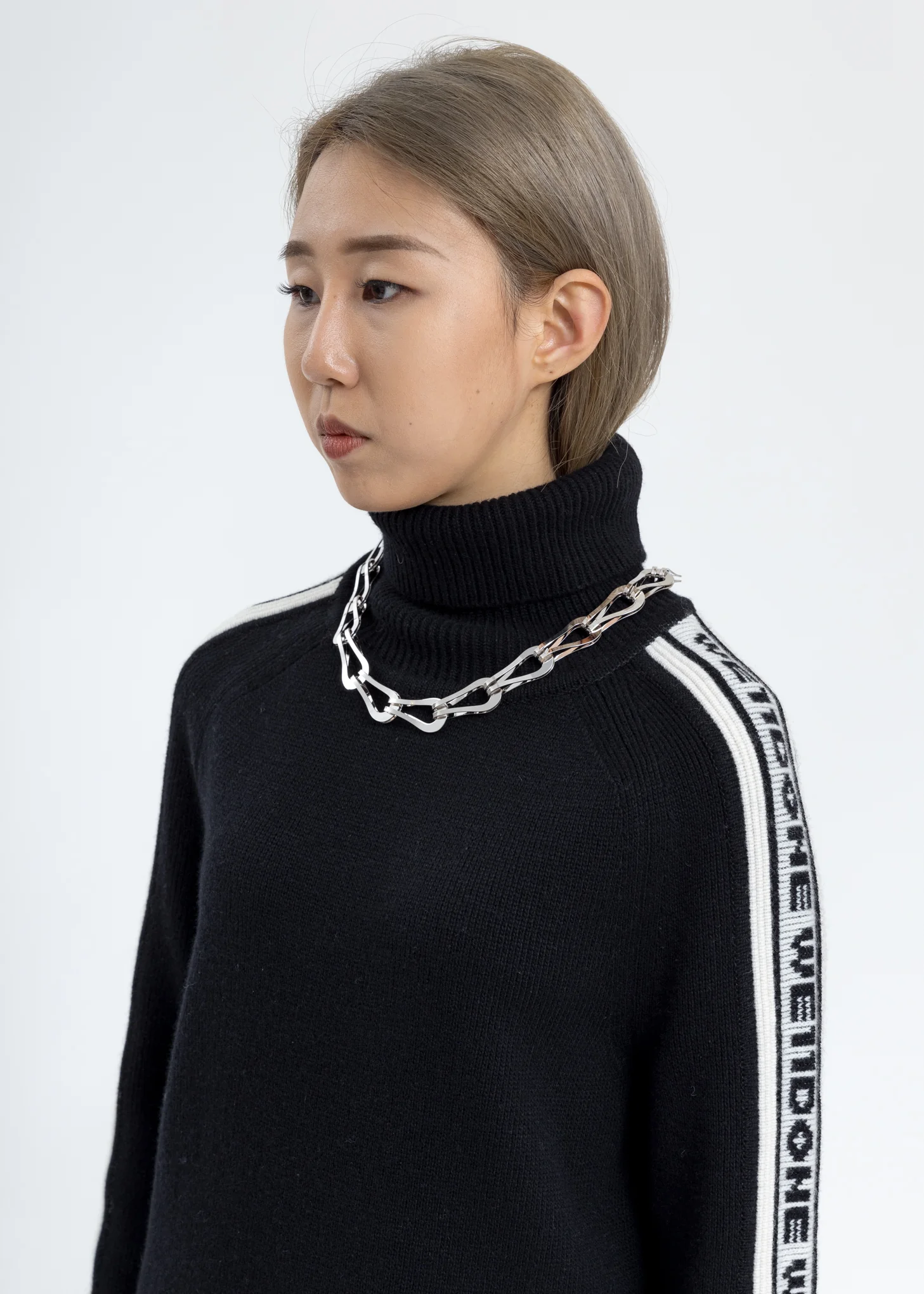 Silver Chunky Chain-Link Necklace - Image 3