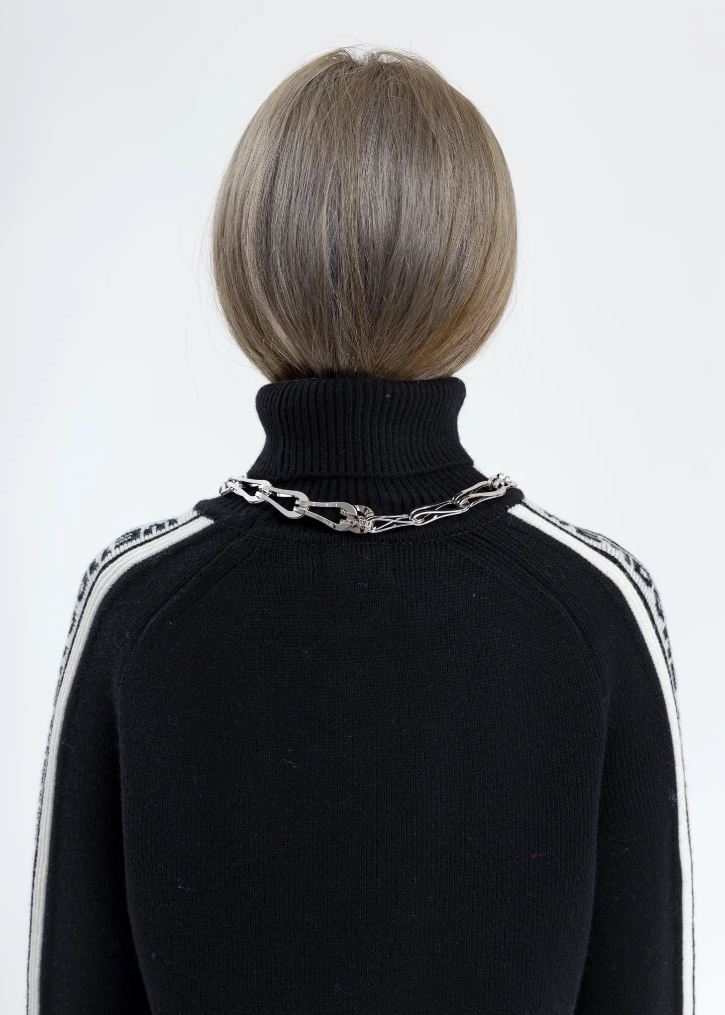 Silver Chunky Chain-Link Necklace - Image 4