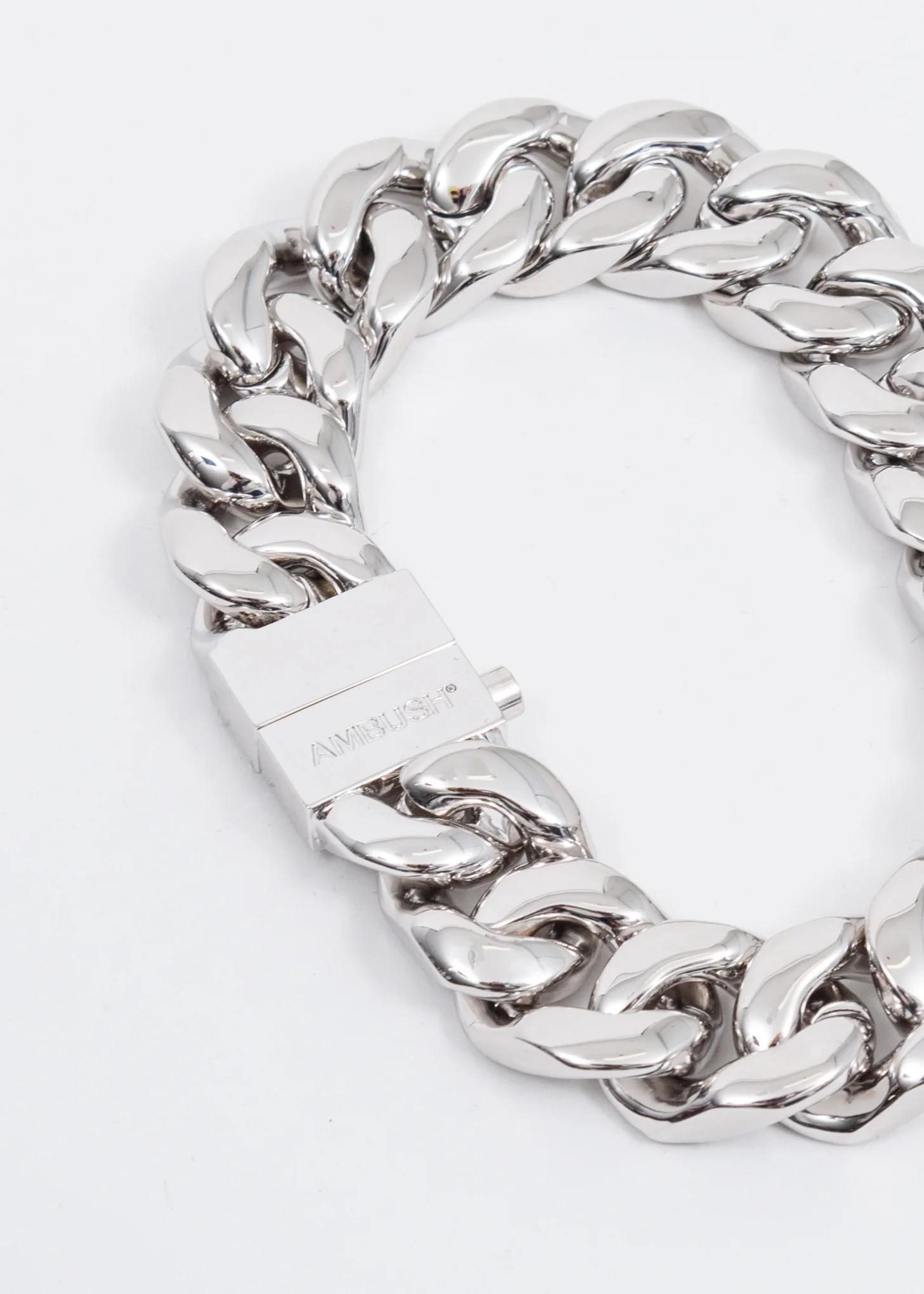 Silver Classic Chain 7 Bracelet - Image 2
