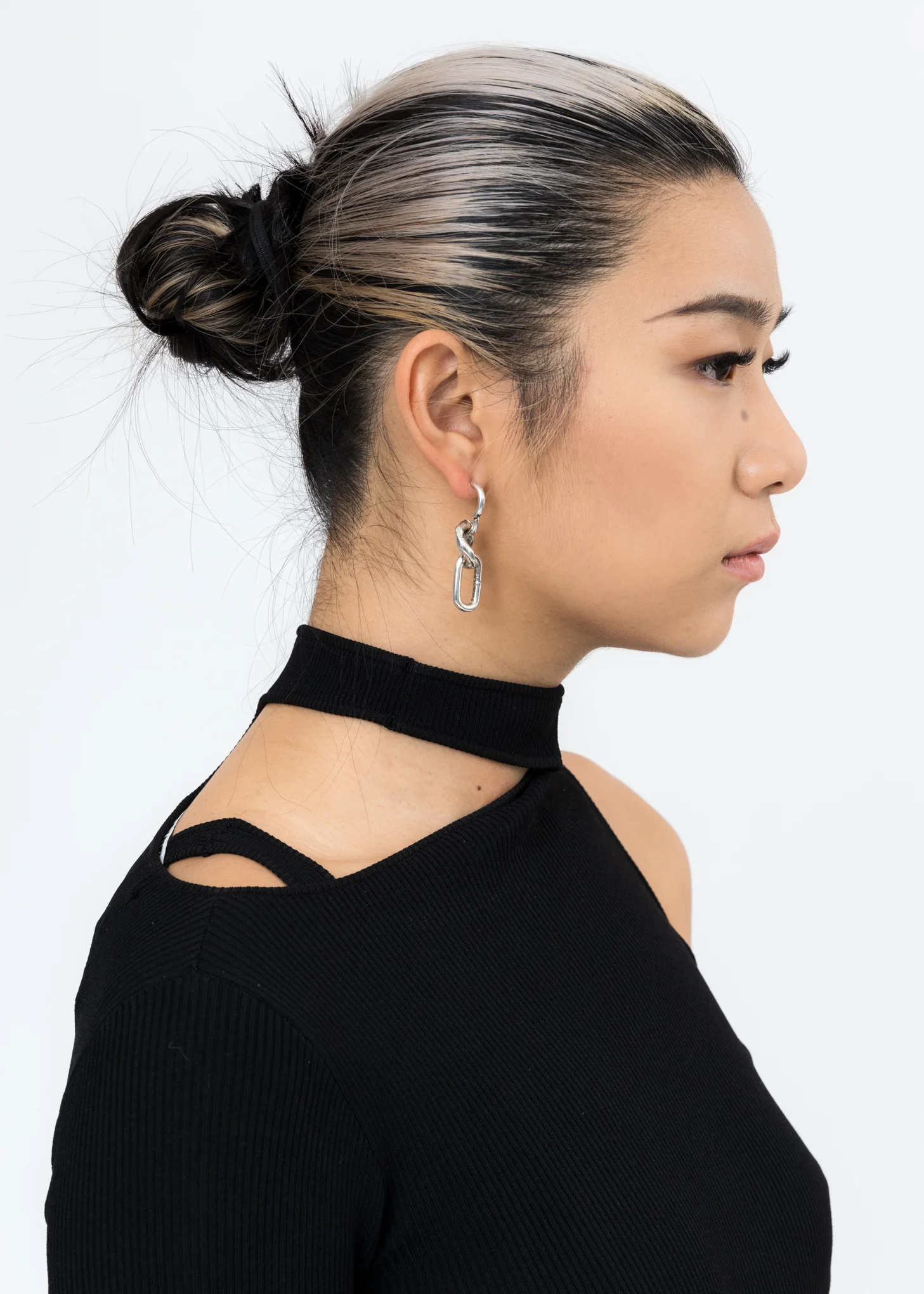 Silver Davis Earring - Image 2
