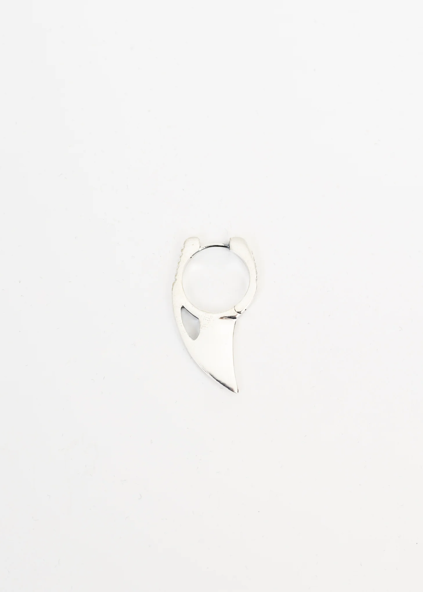 SILVER FINGER KNIFE EARRING - Image 5